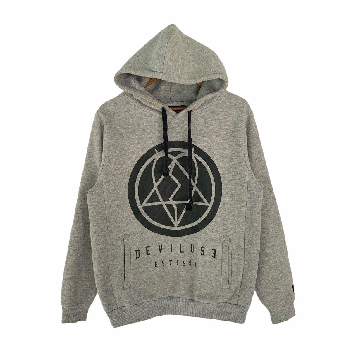 Japanese Brand Devil Use Big Logo Hoodie Size US L / EU 52-54 / 3 - 1 Thumbnail