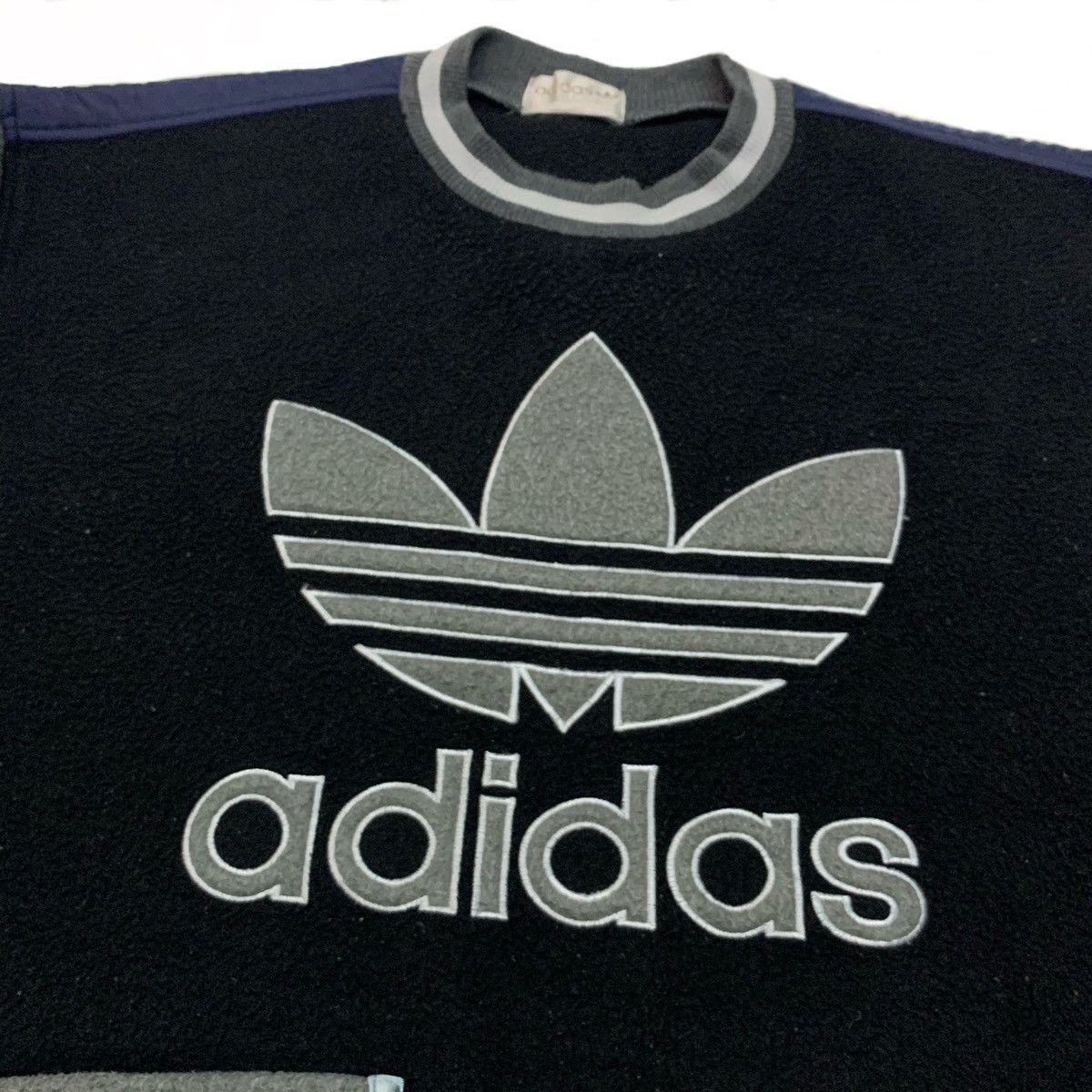 Adidas × Vintage Adidas Trefoil Spell Out Big Logo Double Pocket Sweatshirt Size US XL / EU 56 / 4 - 4 Thumbnail