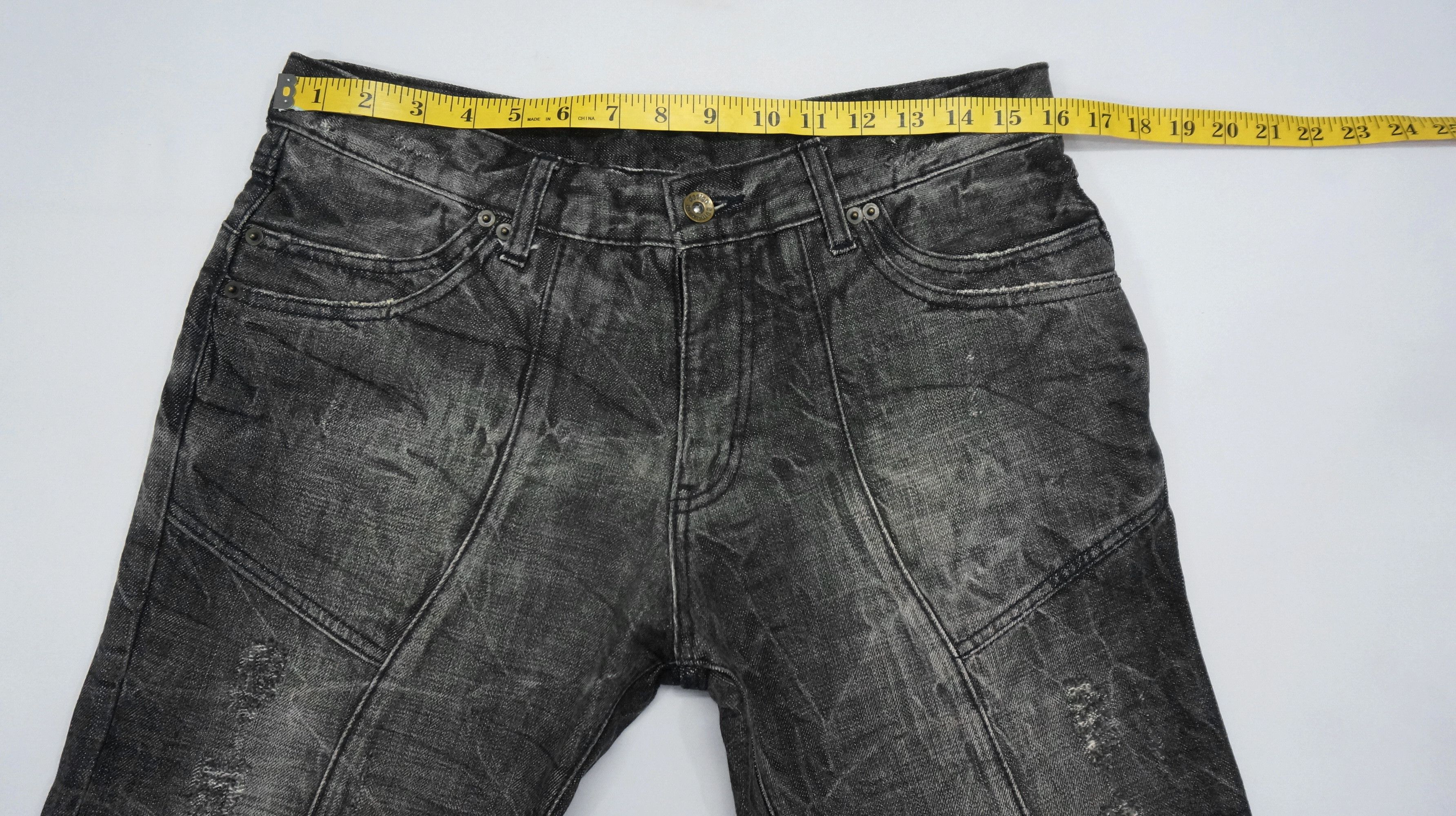 semanticdesign 🔥 Vintage SEMANTIC DESIGN Distressed Patchwork Denim Pants Size US 30 / EU 46 - 13 Thumbnail