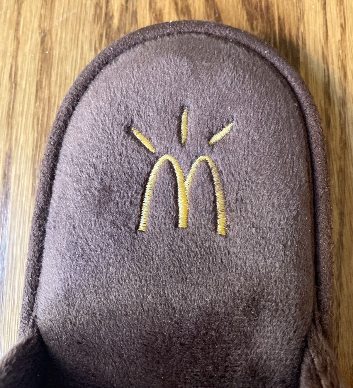 Travis Scott 6-8 S-M Travis Scott McDonalds CJ House Slippers Brown Jack Size US 8 / EU 41 - 4 Thumbnail