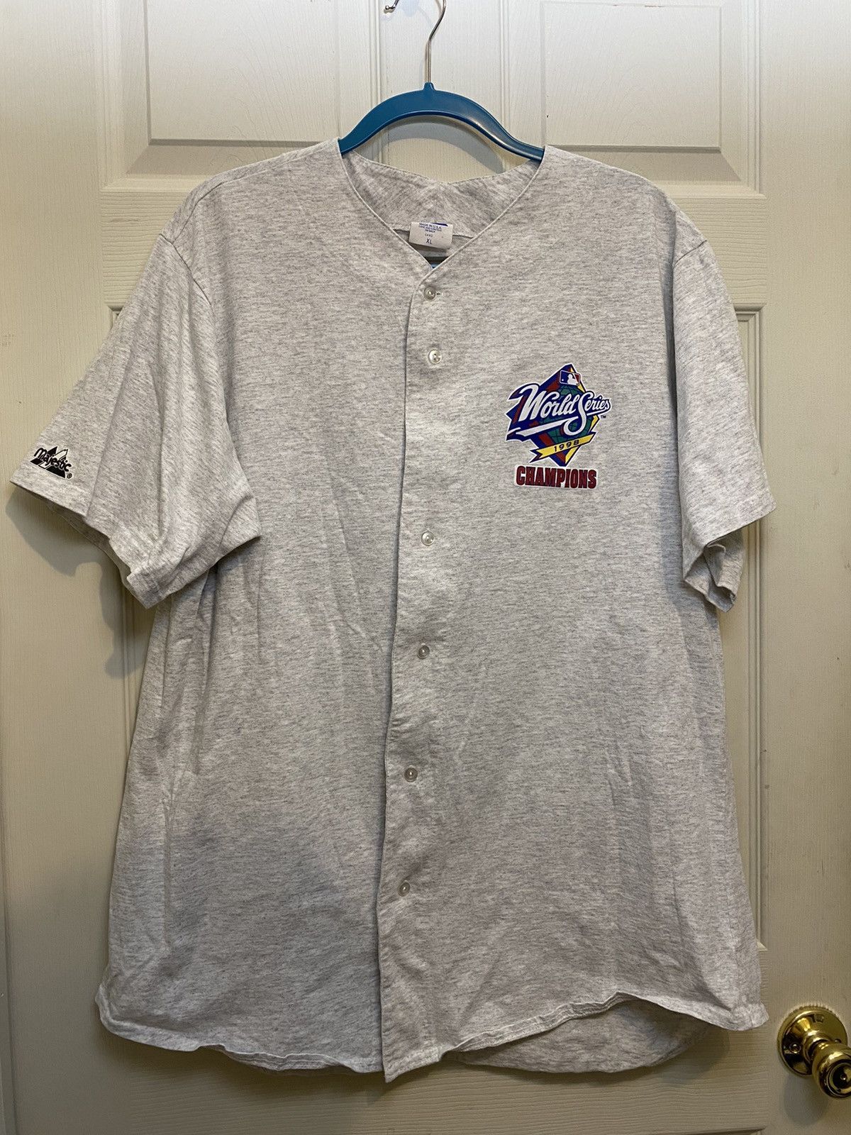 New York Yankees Vintage 1998 Yankees World Series Champion Cotton Jersey Tee Size US XL / EU 56 / 4 - 2 Thumbnail