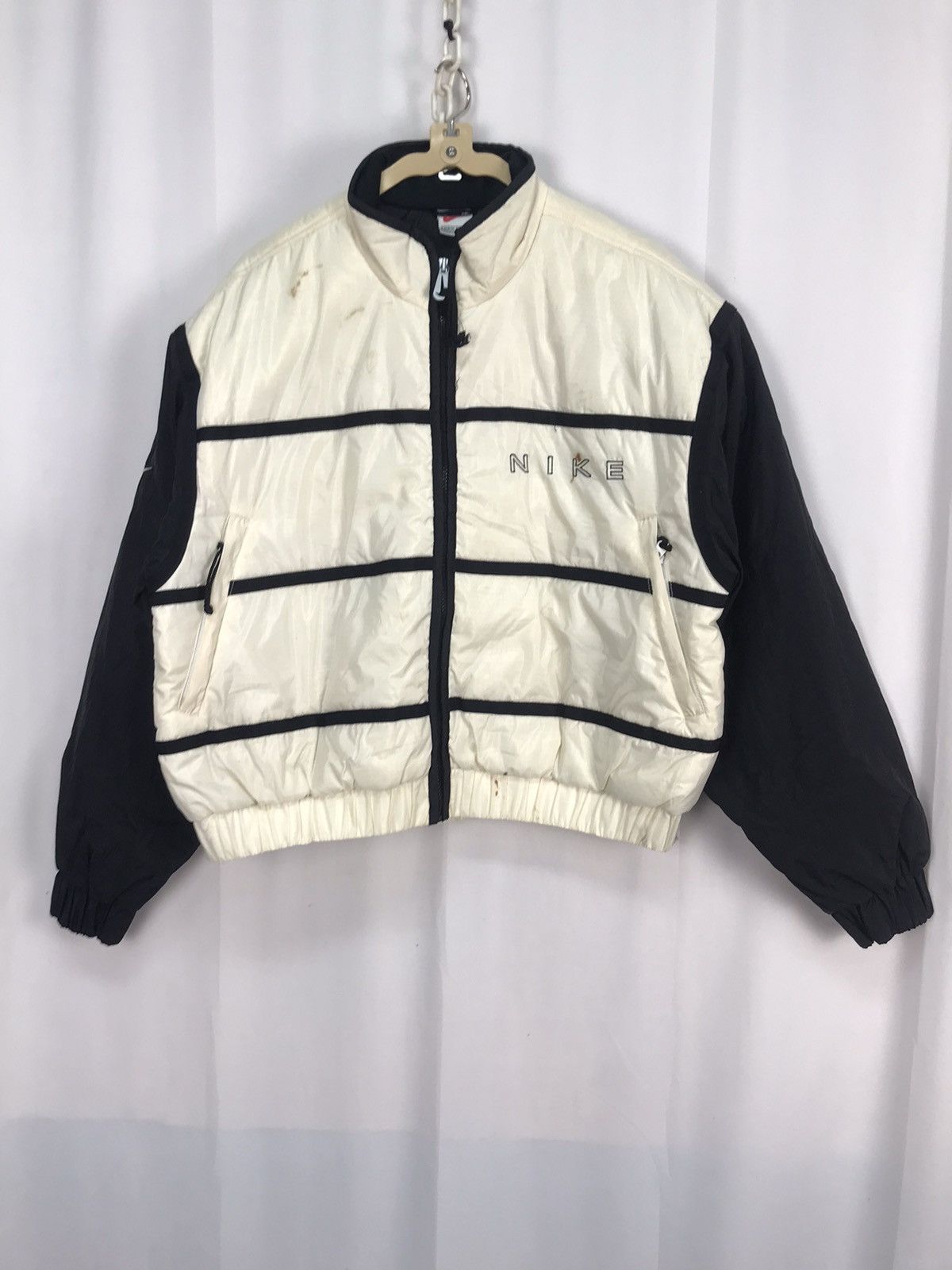 Nike × Vintage Vintage nike distressed down puffer jacket Size L / US 10 / IT 46 - 11 Thumbnail