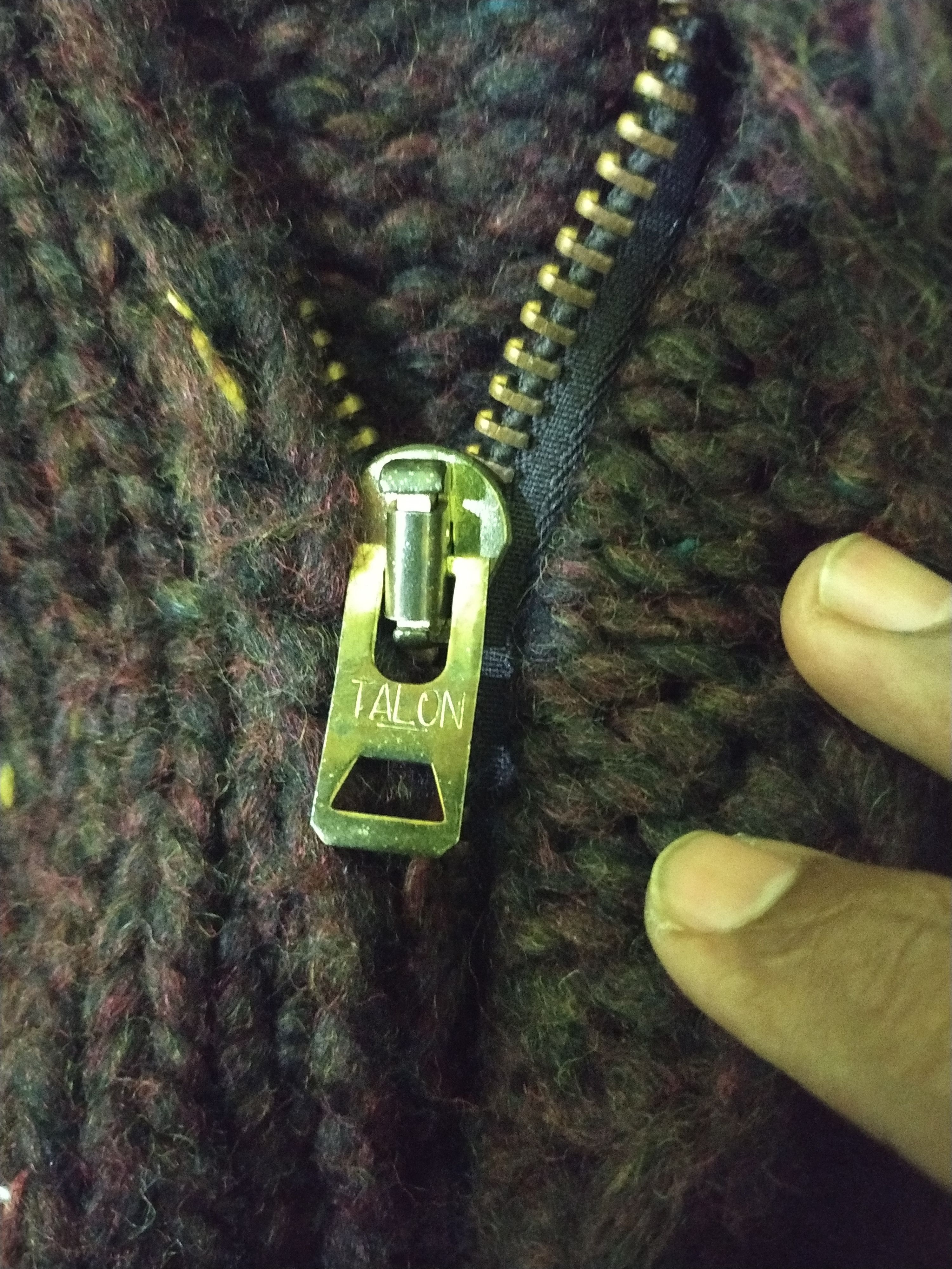 Vintage Vintage Canadian Sweater Handknit Hooded Wool Cardigan Size US M / EU 48-50 / 2 - 6 Thumbnail