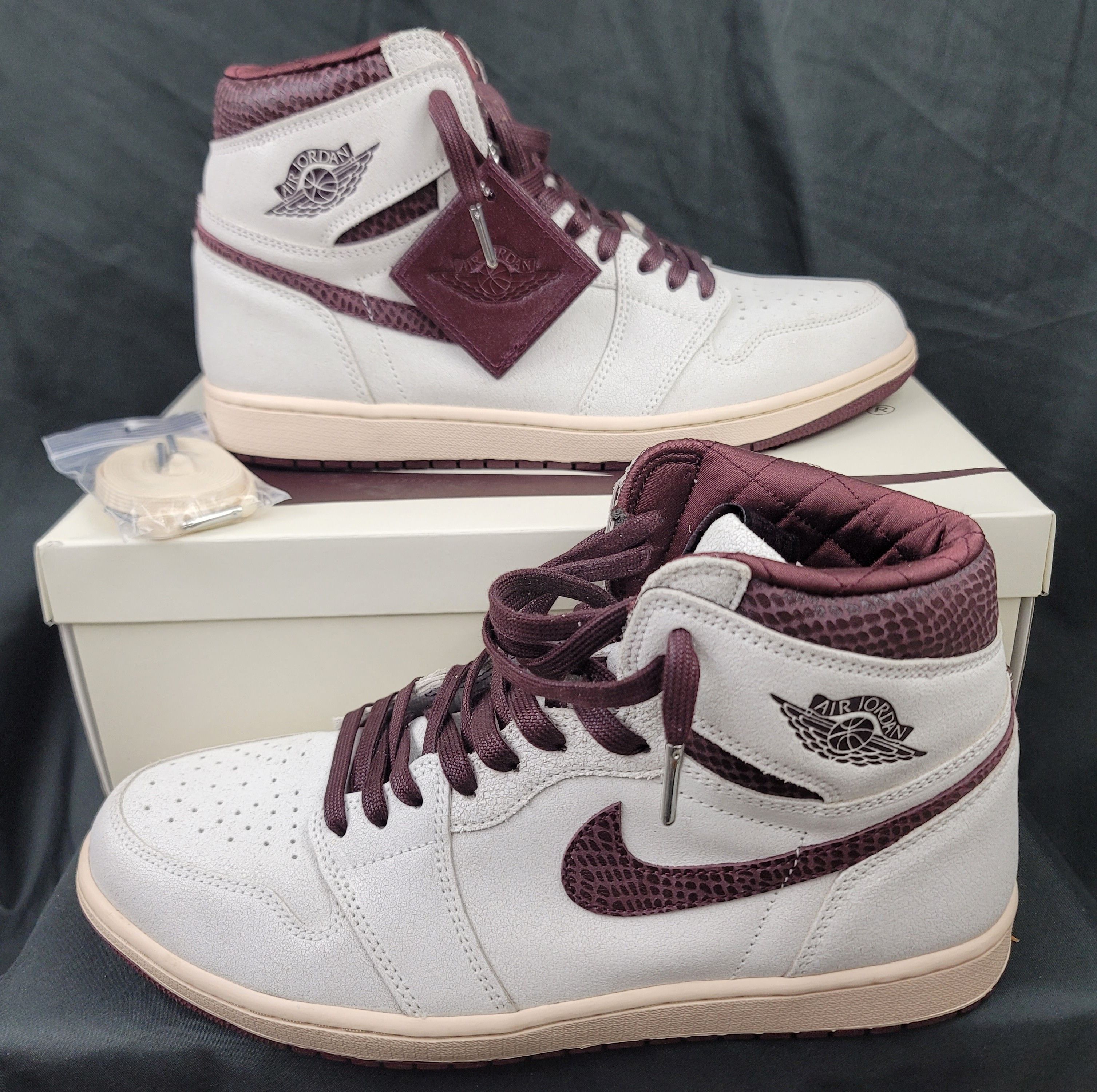 A Ma Maniere Nike Jordan 1 High OG x A Ma Maniere Sail Burgundy Pre-owned Size US 13 / EU 46 - 2 Thumbnail