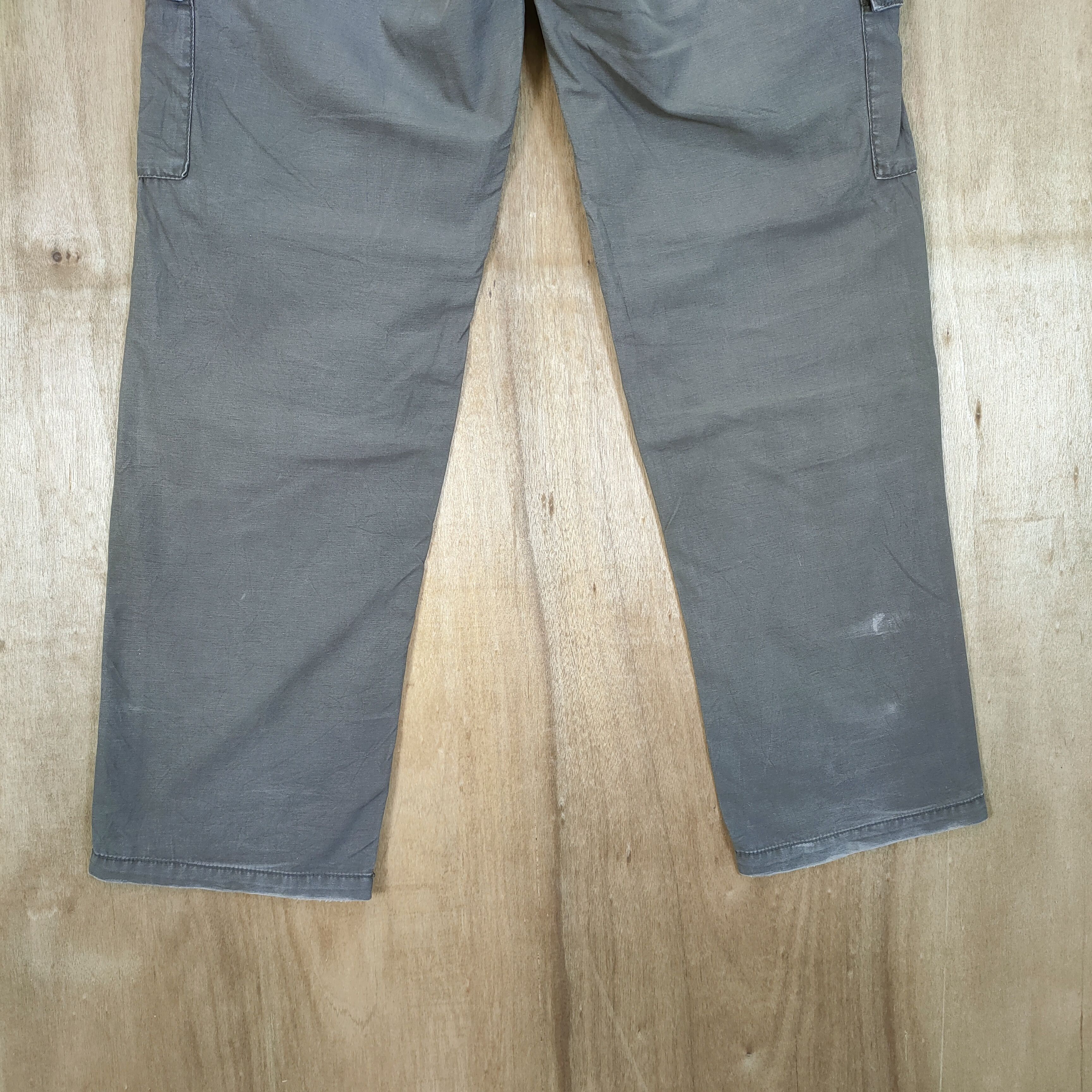 Japanese Brand VINTAGE OSHKOSH FADED BROWN CARGO PANTS Size US 34 / EU 50 - 10 Thumbnail