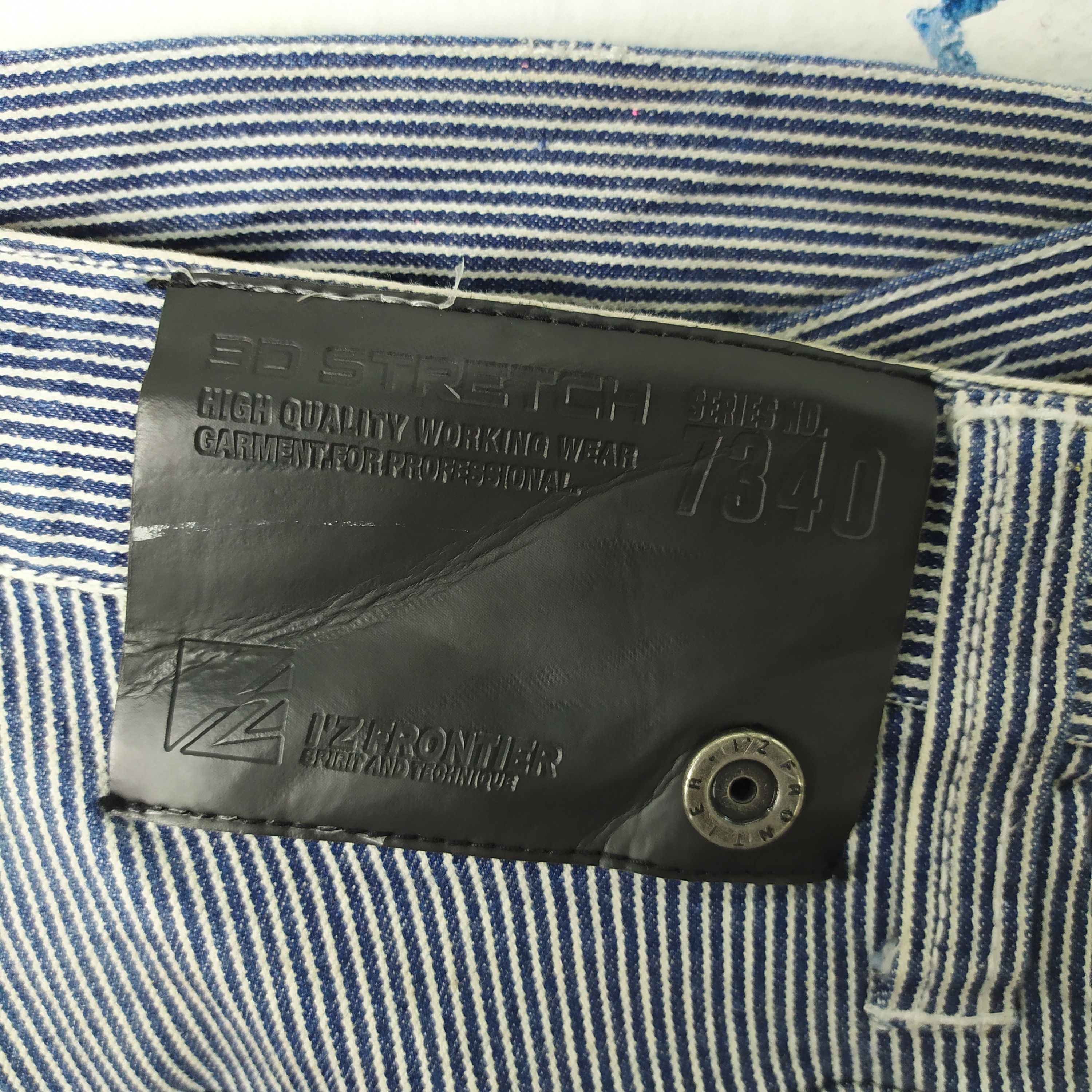 Japanese Brand IZ FRONTIER HICKORY STRIPES CARGO PANTS Size US 30 / EU 46 - 8 Thumbnail