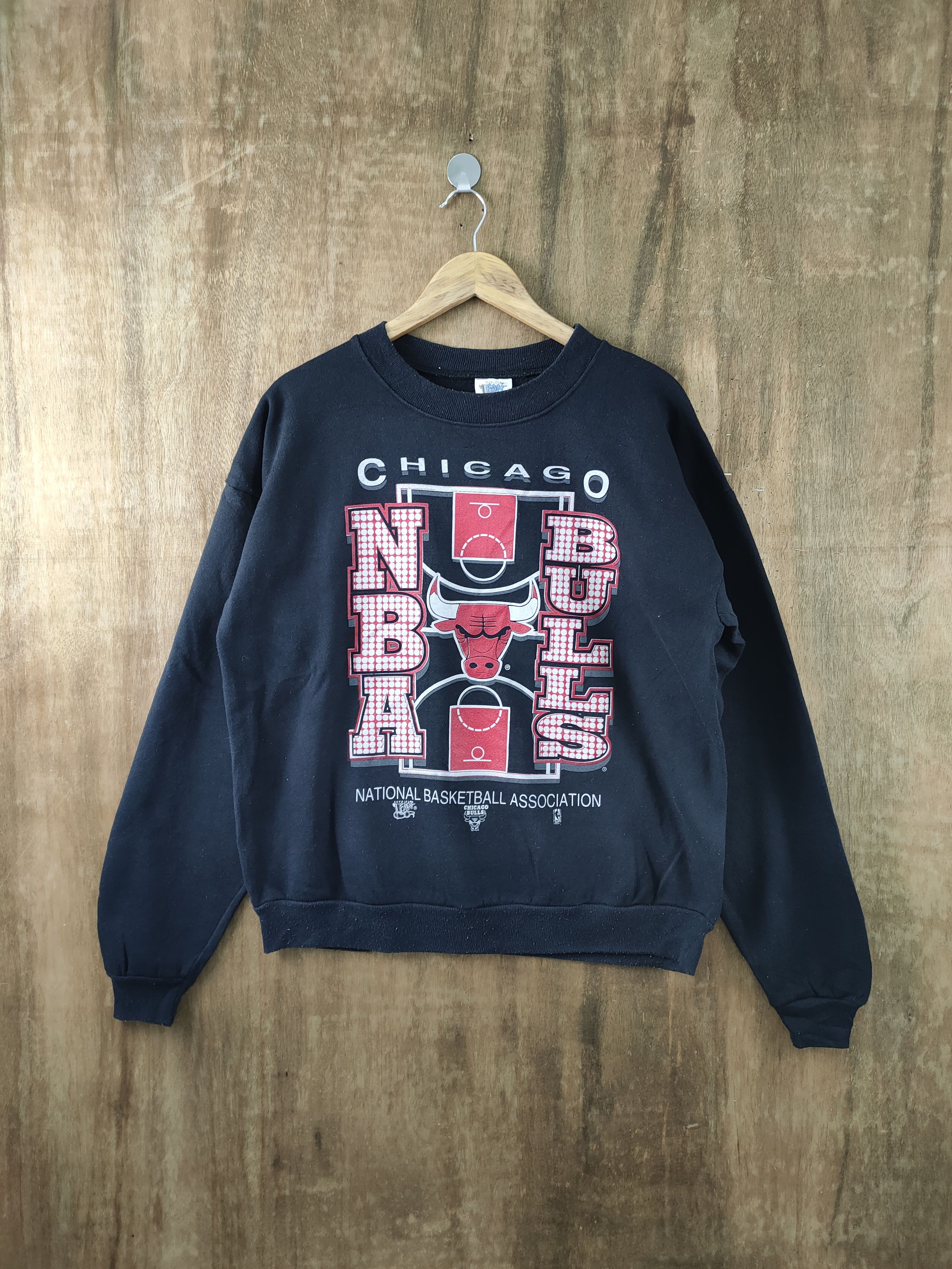NBA VINTAGE 90' OFFCIAL FAN NBA CHICAGO BULLS SWEATSHIRT Size US L / EU 52-54 / 3 - 10 Thumbnail