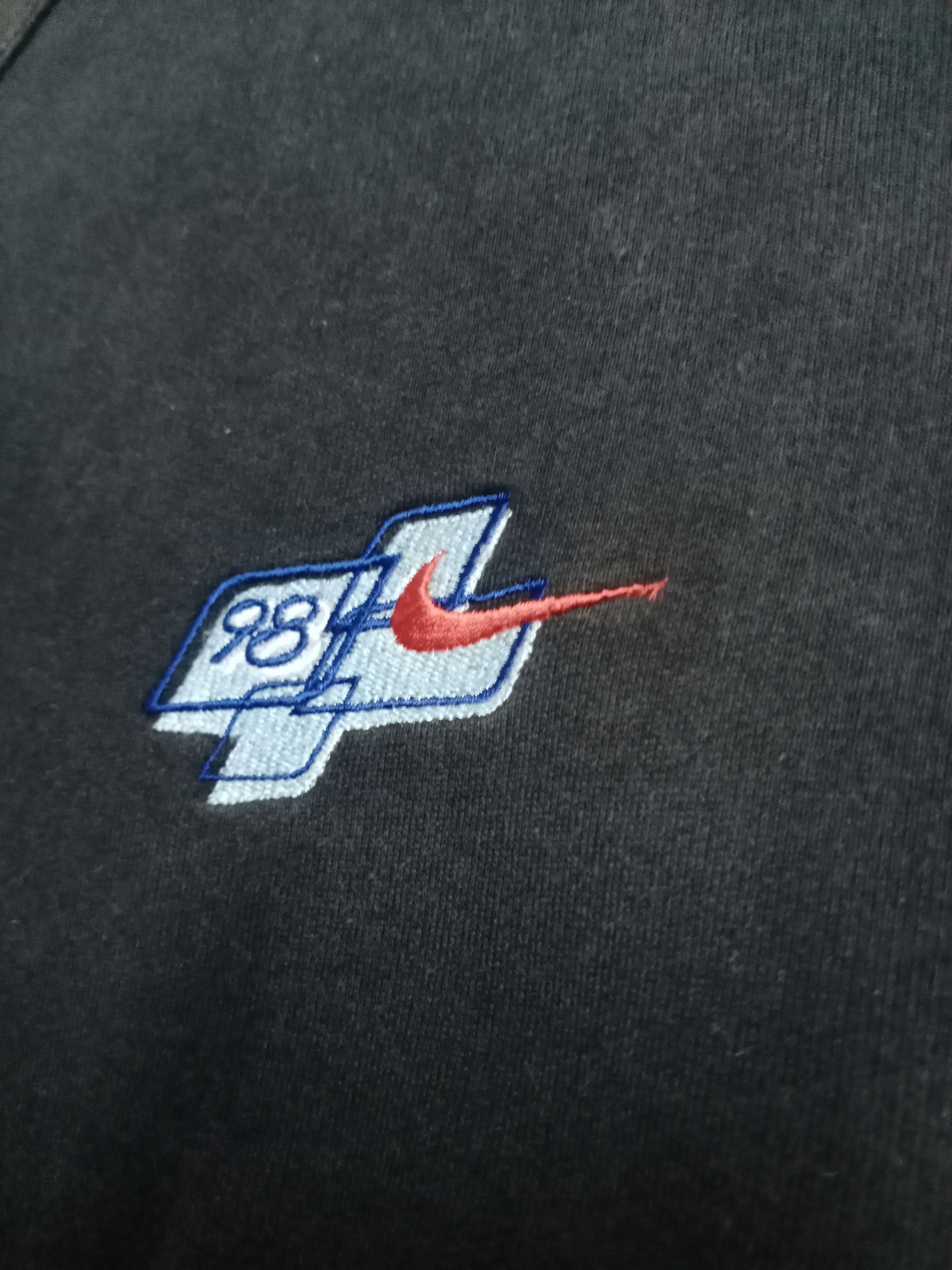 Nike × Nike ACG × Vintage Vintage Nike 98 Embroidered Logo Sweatshirt Size US XL / EU 56 / 4 - 3 Thumbnail