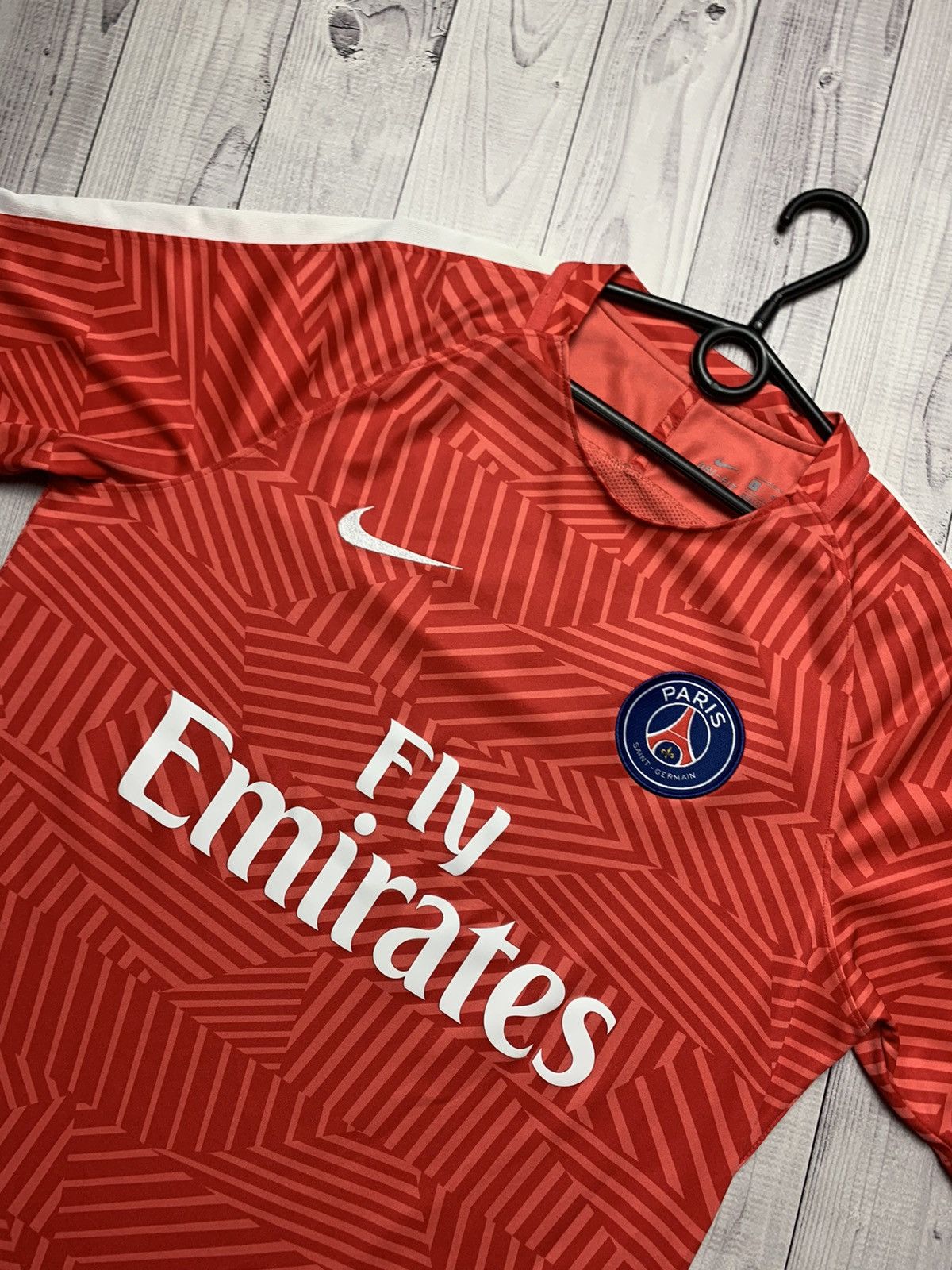 Nike Soccer jersey Nike PSG size L Paris Size US L / EU 52-54 / 3 - 2 Thumbnail