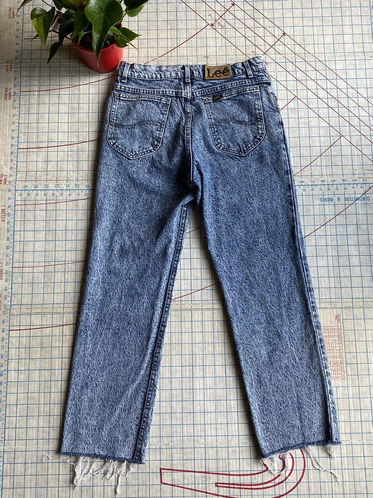 Lee × Vintage Vintage Lee Acid Washed Denim Jeans Made in USA 30x27 Size US 30 / EU 46 - 12 Thumbnail