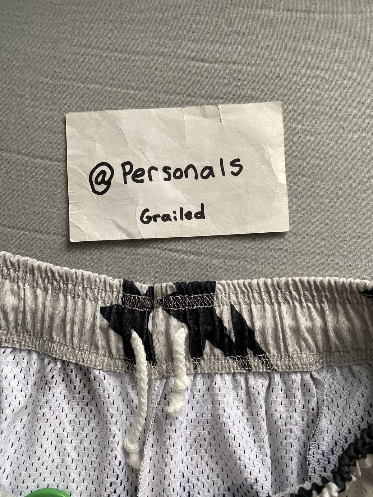 Bape × Eric Emanuel NEW Eric Emanuel x Bape Basic Shorts Large Size US 34 / EU 50 - 10 Thumbnail
