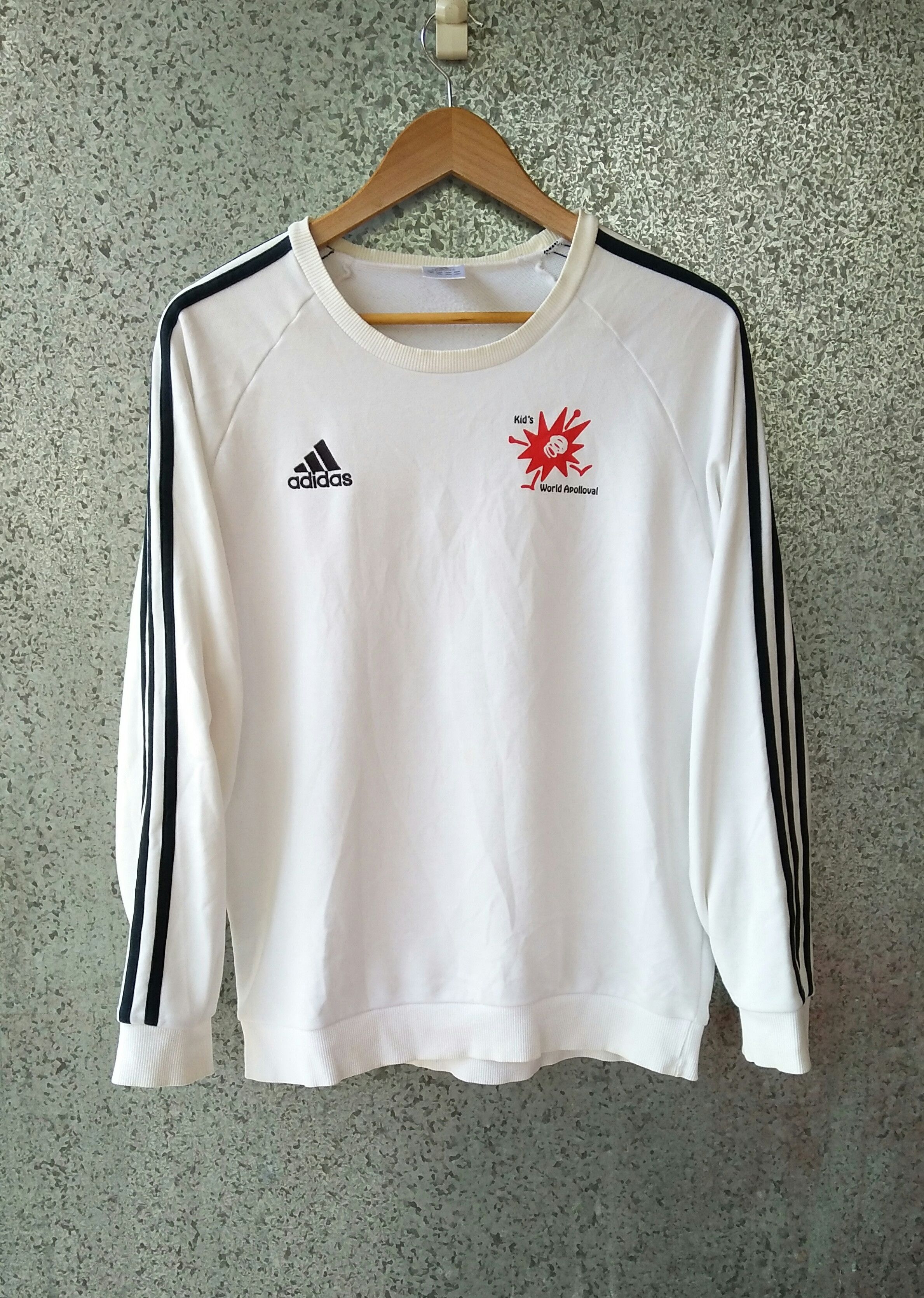 Adidas sweatshirt small logo embroidery