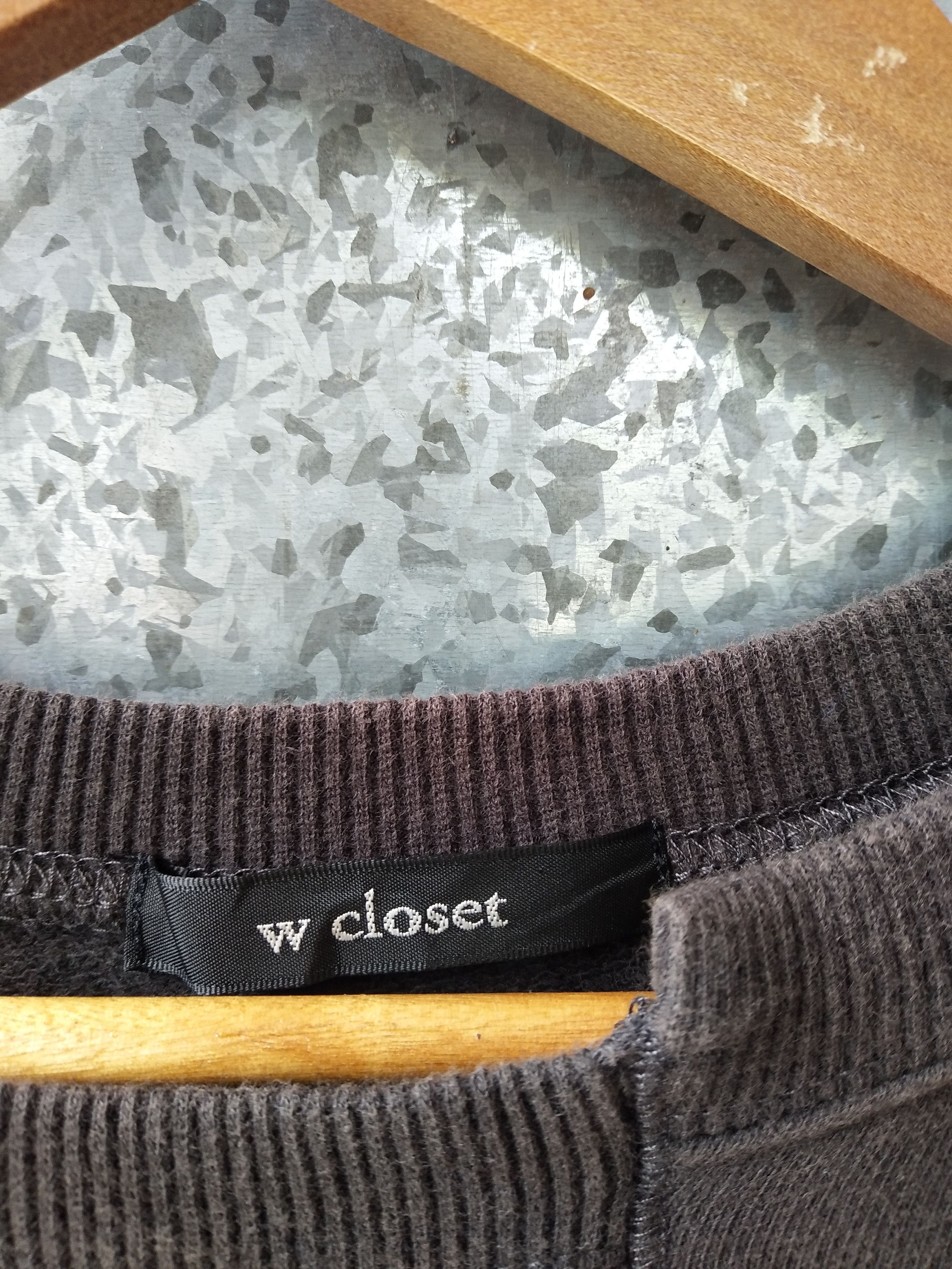 Japanese Brand 🔥 W Closet sweatshirt Japanese Brand crop top Size US M / EU 48-50 / 2 - 4 Thumbnail
