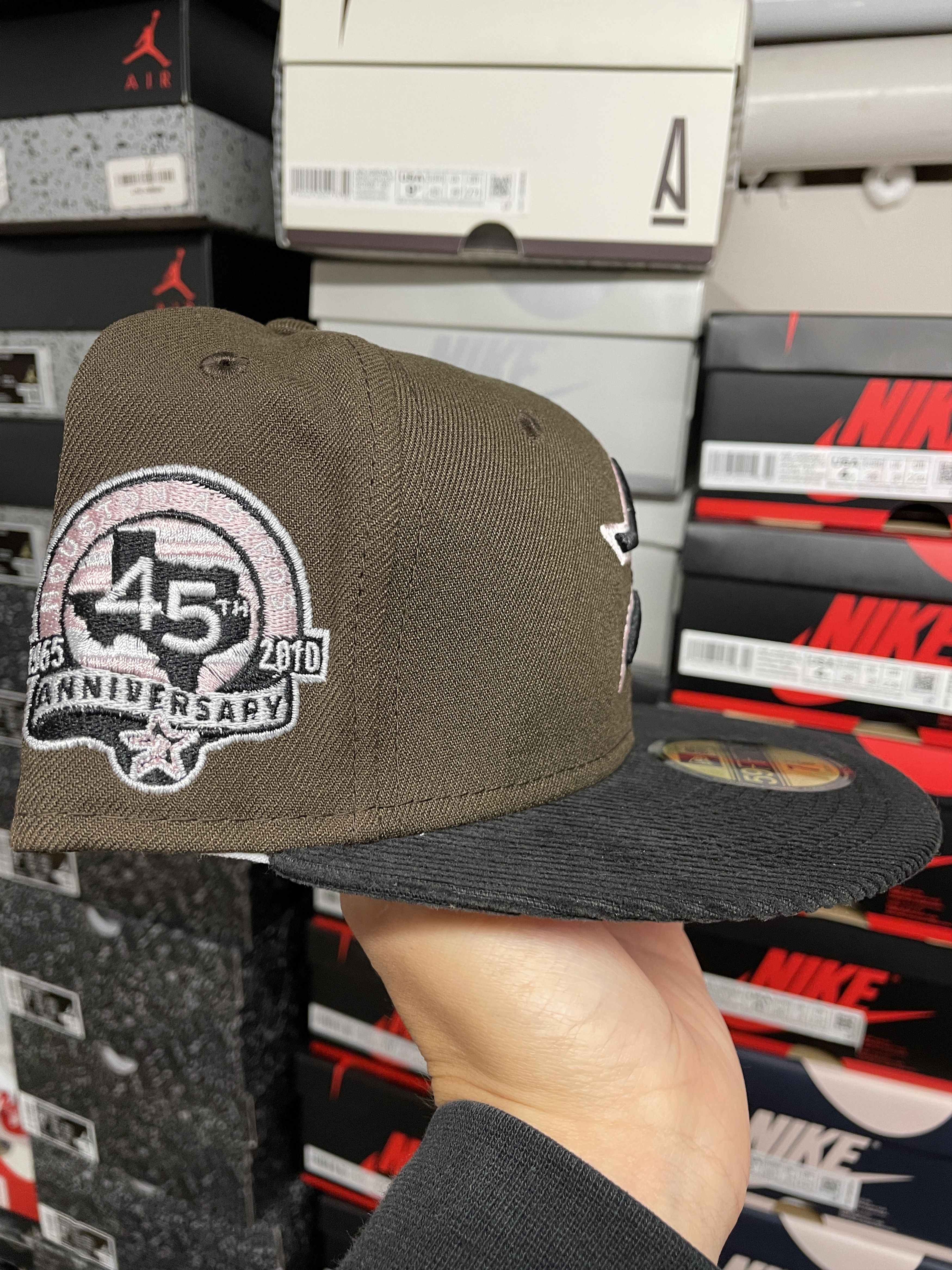 MLB × New Era 7 1/8 Mocha Corduroy Houston Astros 45th Brown Pink Proimage Size ONE SIZE - 3 Thumbnail