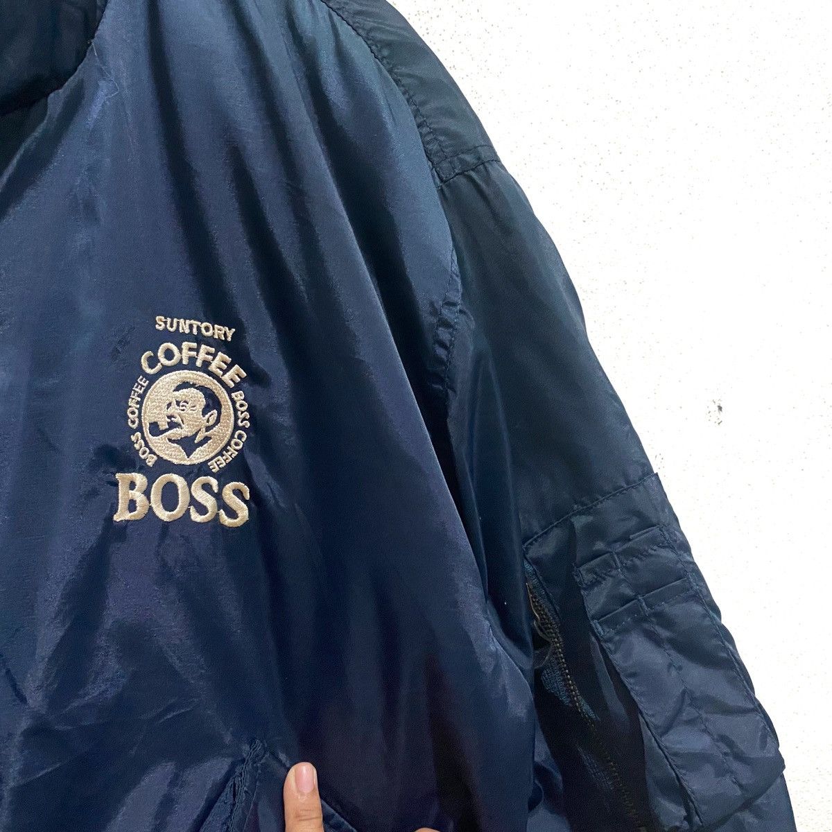 Japanese Brand Rare Vintage SUNTORY BOSS COFFEE embroidery Logo Jacket Size US L / EU 52-54 / 3 - 2 Thumbnail