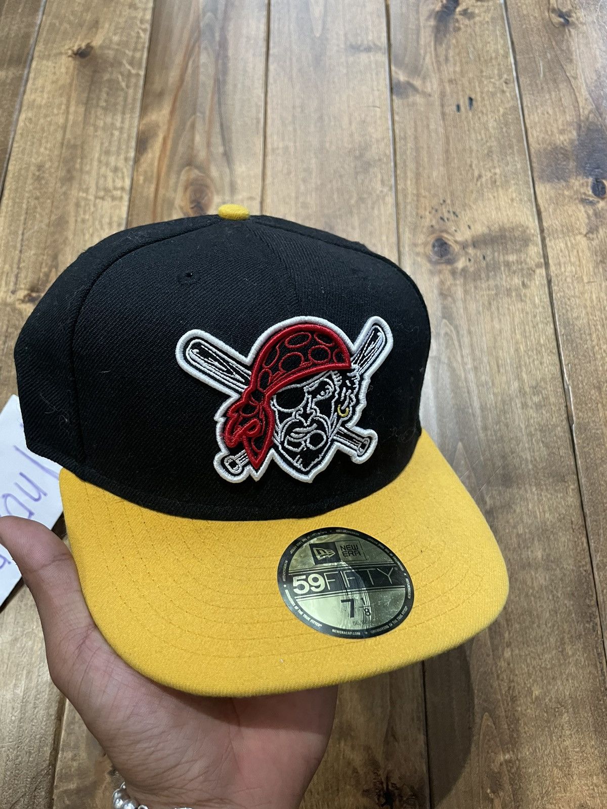 MLB Exclusive Fitted Pittsburgh Pirates size 7 1/8 Size ONE SIZE - 6 Thumbnail