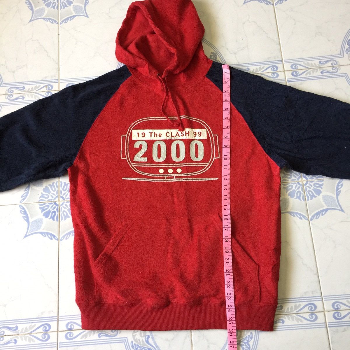 Band Tees 1999 The Clash 2000 Sweatshirt with hoodie Size US L / EU 52-54 / 3 - 7 Thumbnail