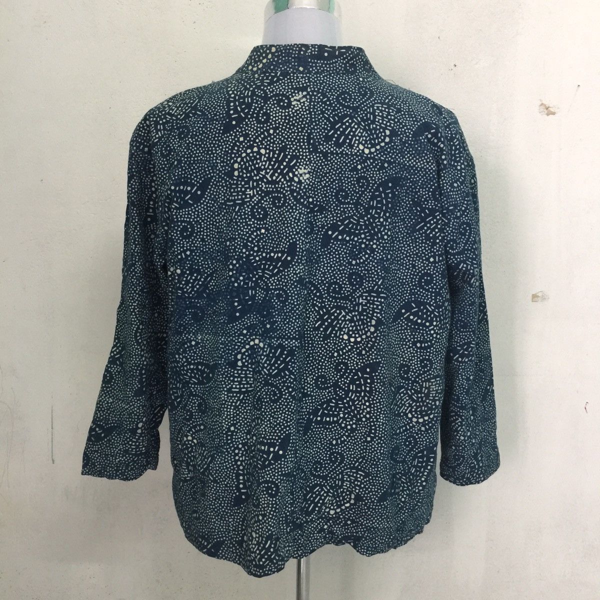 Japanese Brand Nice design button up Size US L / EU 52-54 / 3 - 5 Thumbnail