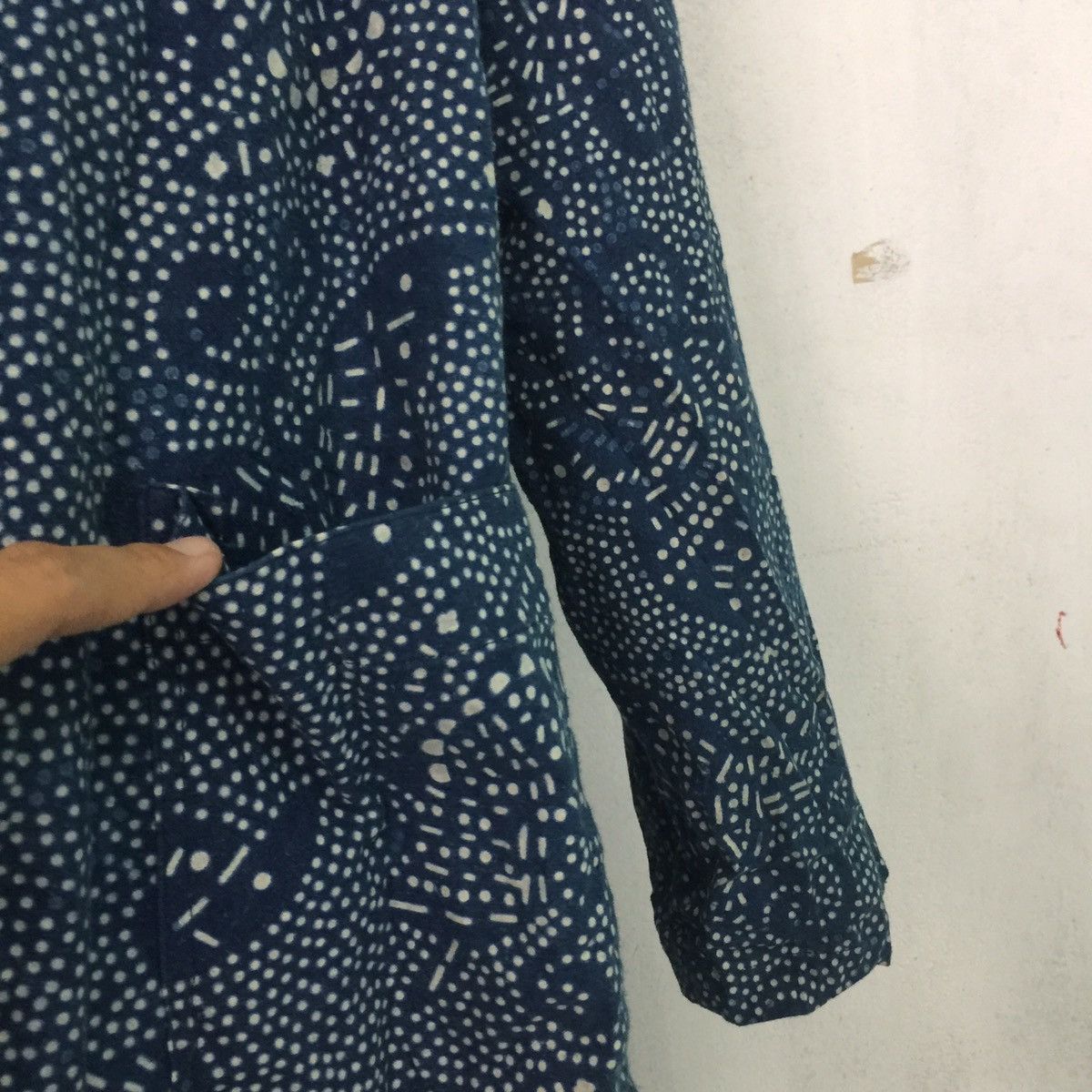 Japanese Brand Nice design button up Size US L / EU 52-54 / 3 - 9 Thumbnail