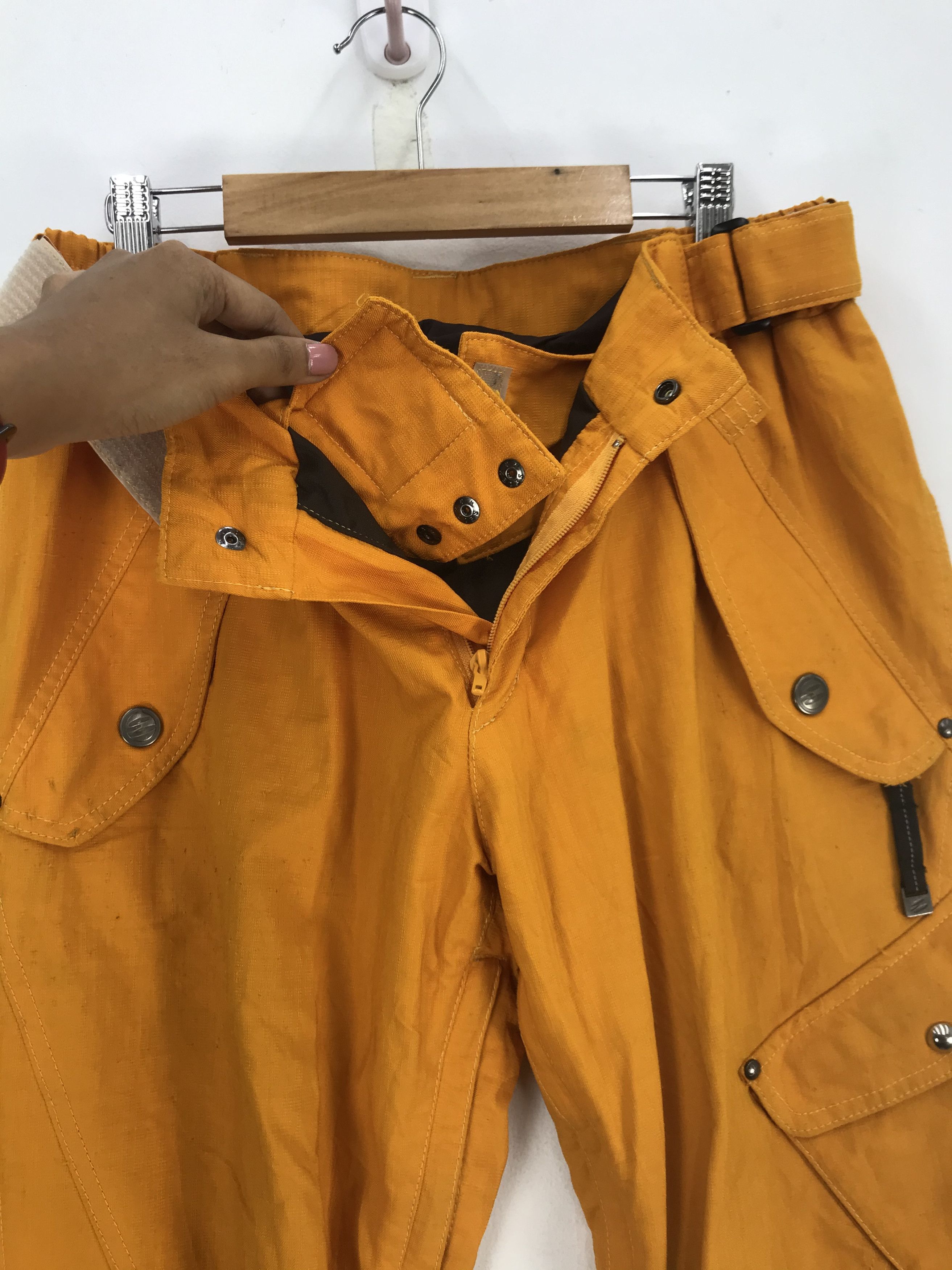 Japanese Brand Vintage Estivo Ski Wear Snowboards Estivo Ski Overalls Size US 32 / EU 48 - 4 Thumbnail