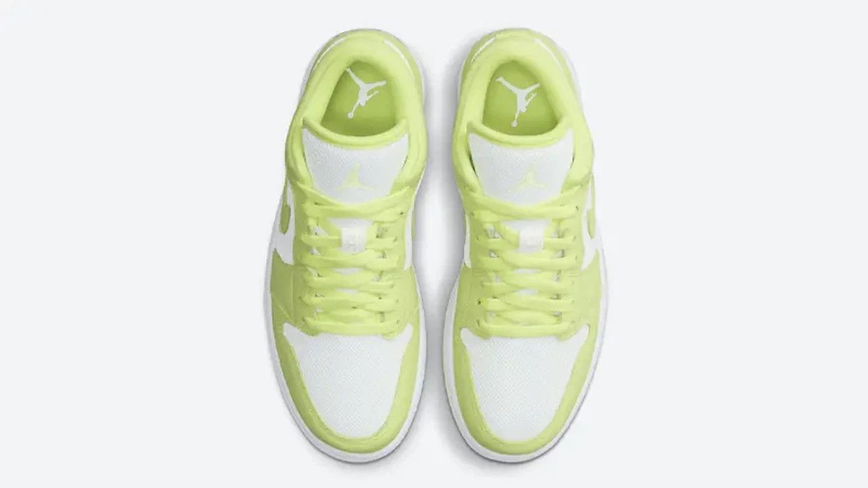 Jordan Brand US W 5 / M 3.5 Limelight Jordan 1 Low SE Pine Green White Size US 5 / IT 35 - 20 Thumbnail