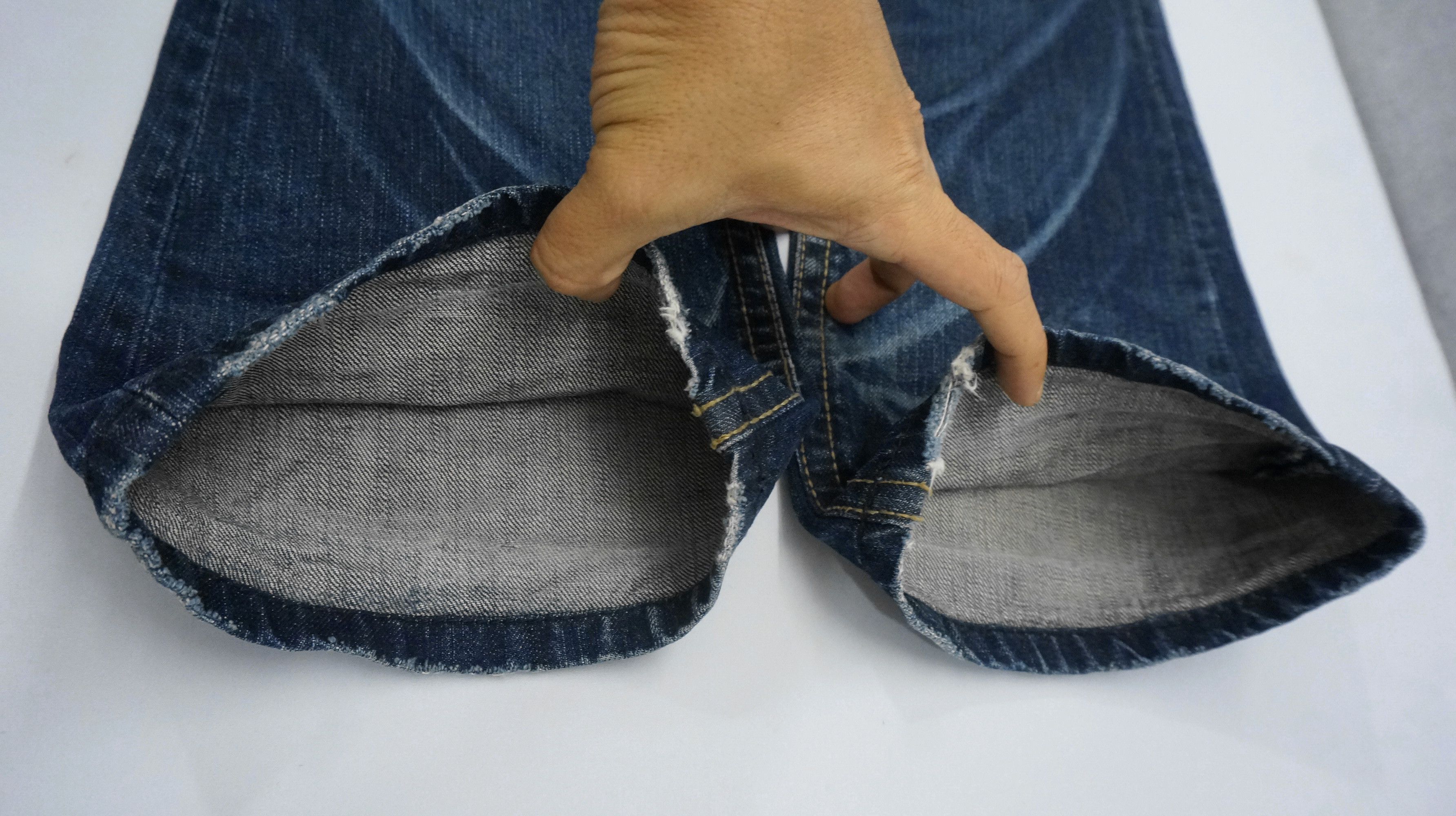 Japanese Brand Dope 🔥 LOLITA Vintage Flared Lowrise Jeans Size US 29 - 20 Thumbnail