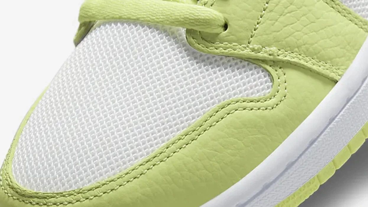 Jordan Brand US W 5.5 / M 4 Limelight Jordan 1 Low SE Pine Green White Size US 5.5 / IT 35.5 - 18 Thumbnail