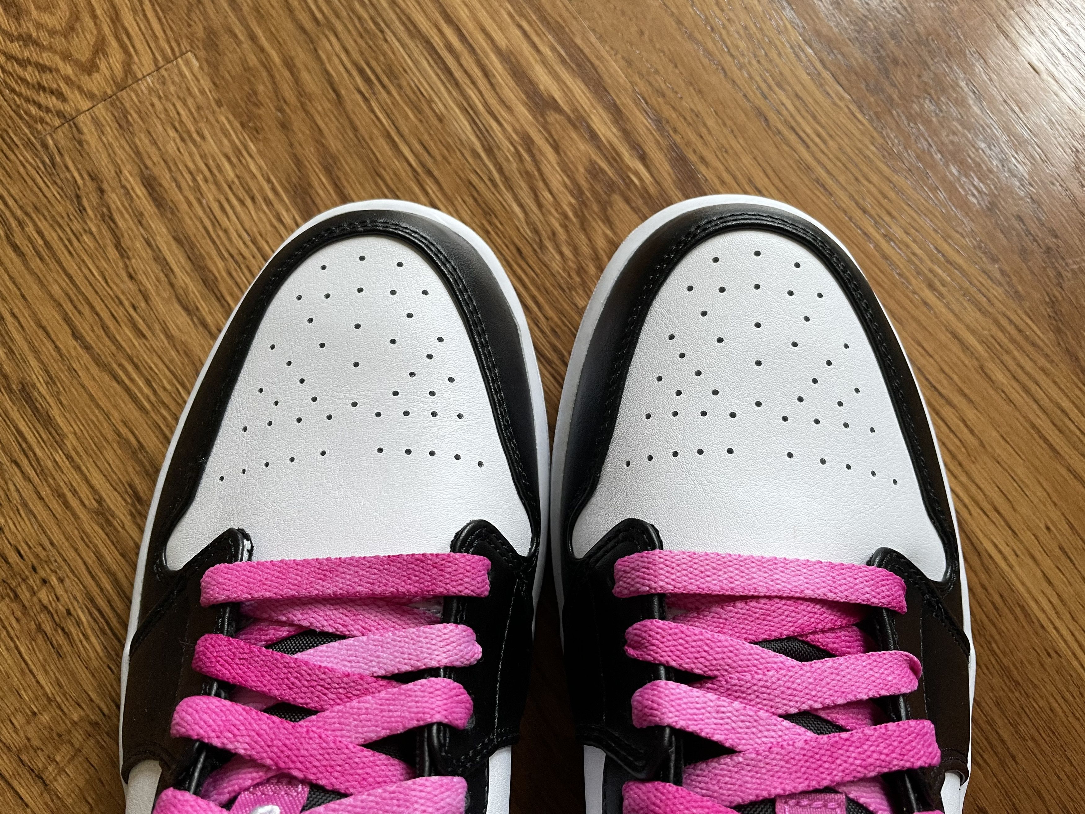 Jordan Brand 10.5 SHIPS FAST Jordan 1 Low Fuchsia Pink White Toe OG SE Size US 10.5 / EU 43-44 - 4 Thumbnail