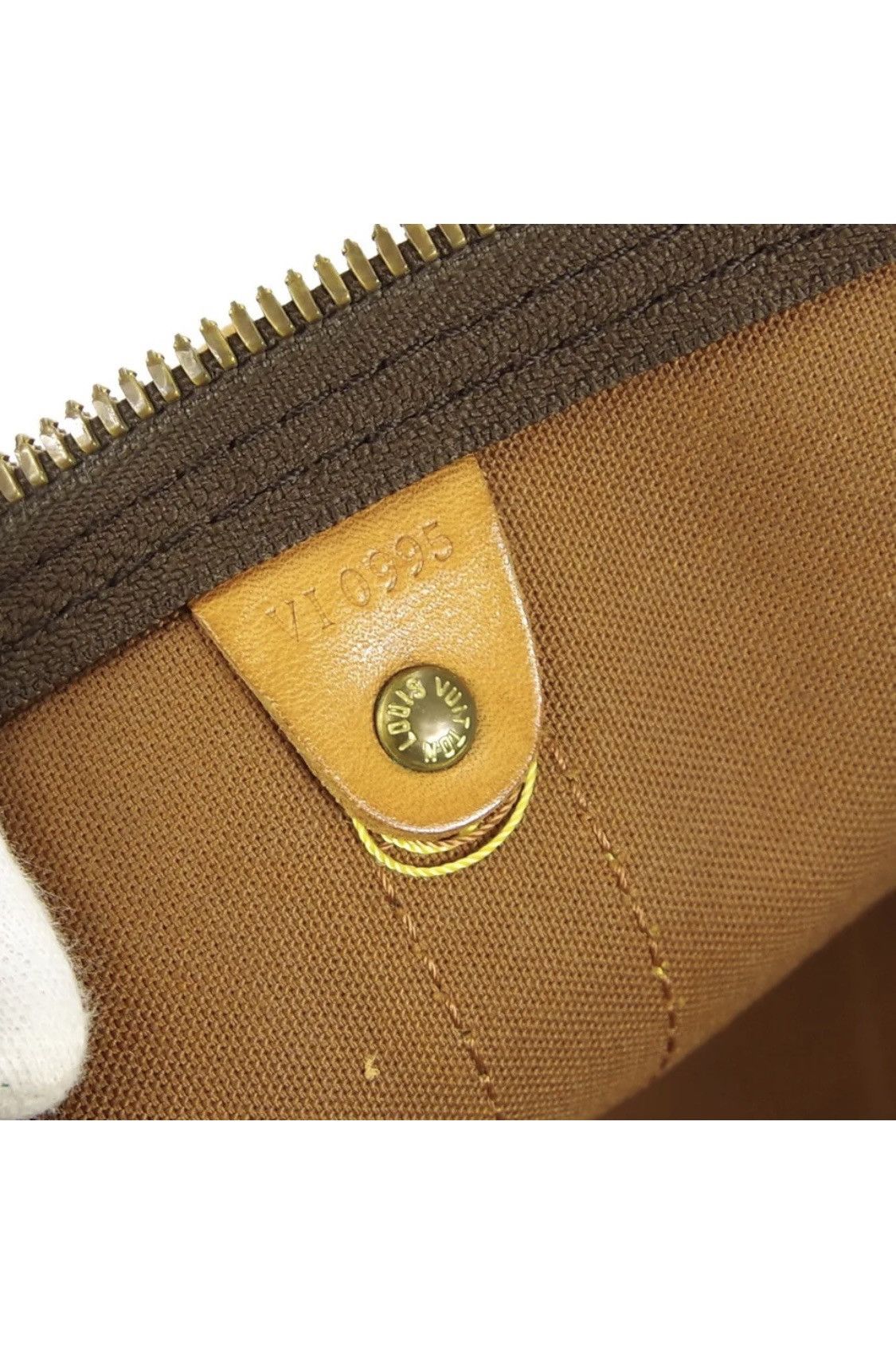 Louis Vuitton Keepall 60 Bandouliere Duffle Bag Size ONE SIZE - 9 Thumbnail