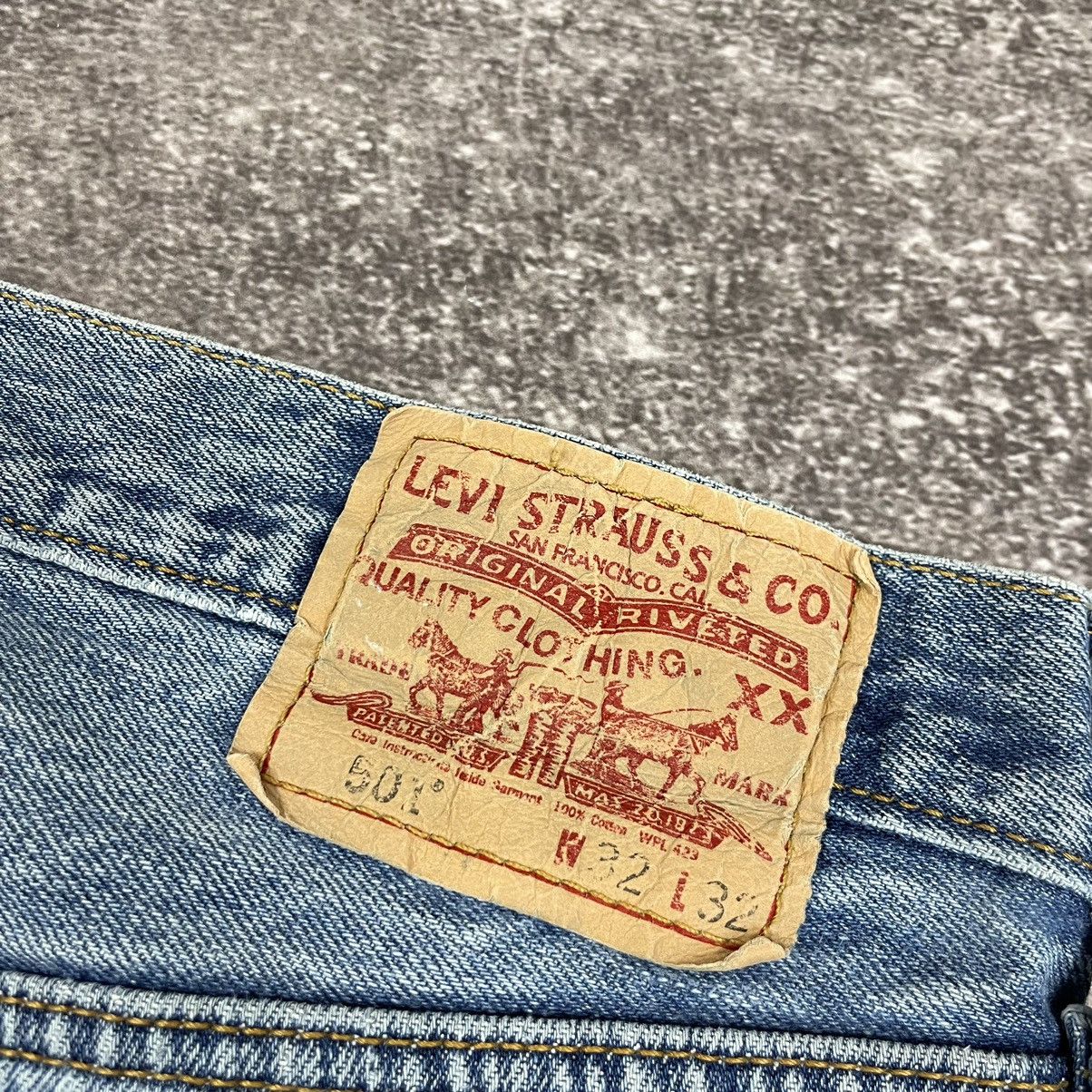 Levi's Vintage Distressed 90’s Levi’s 501 333M Button Jeans Size US 34 / EU 50 - 6 Thumbnail