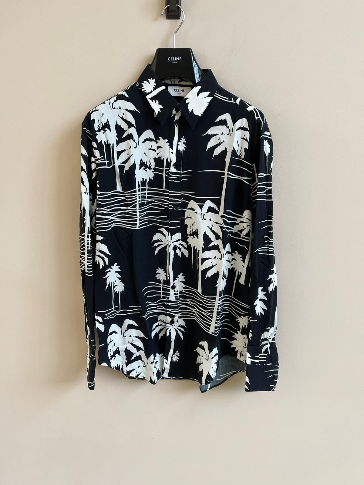 Celine Chemise Collar Drugstore Hawaiian Print / Black & White Size US L / EU 52-54 / 3 - 1 Thumbnail