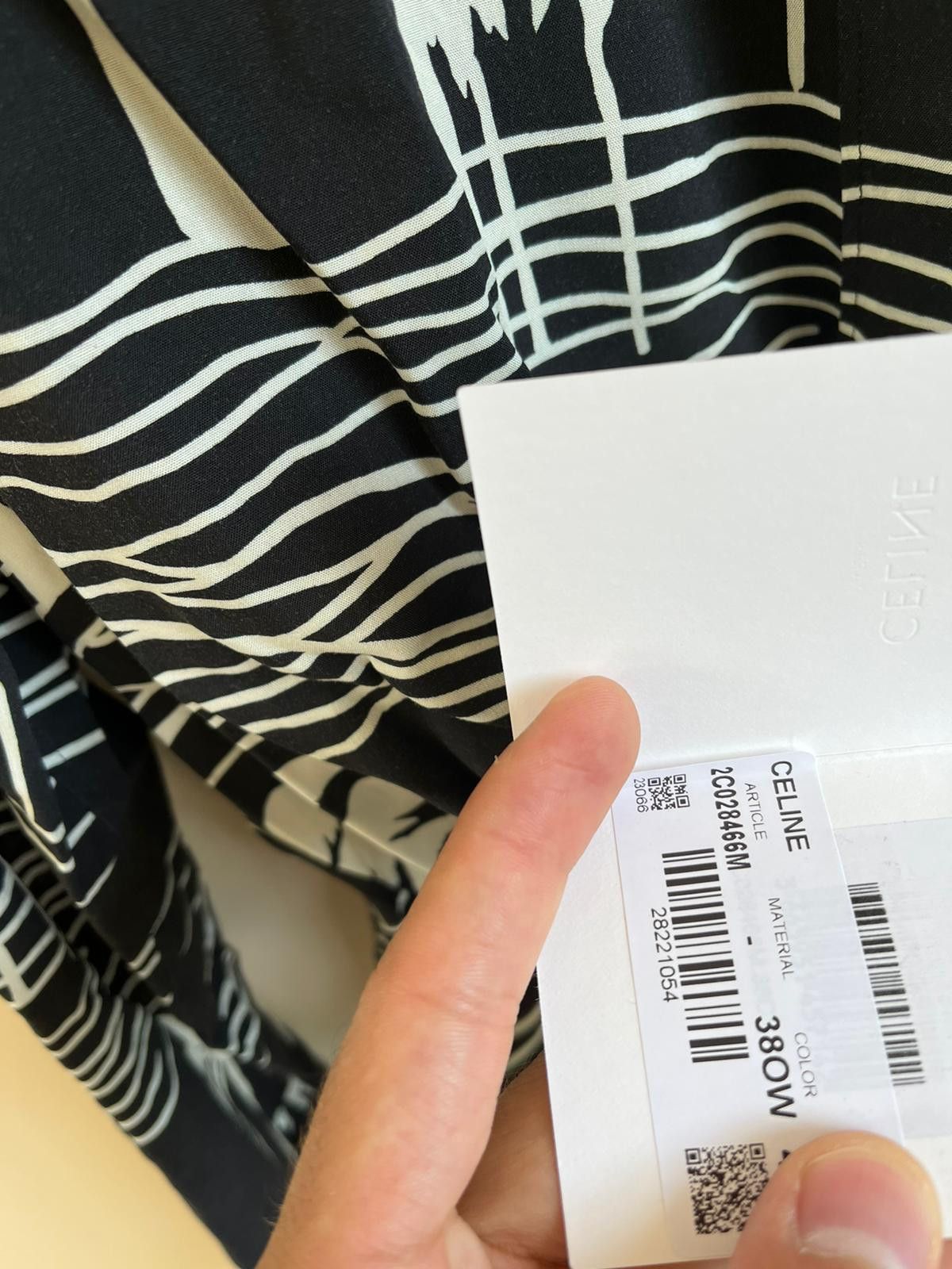 Celine Chemise Collar Drugstore Hawaiian Print / Black & White Size US L / EU 52-54 / 3 - 14 Thumbnail