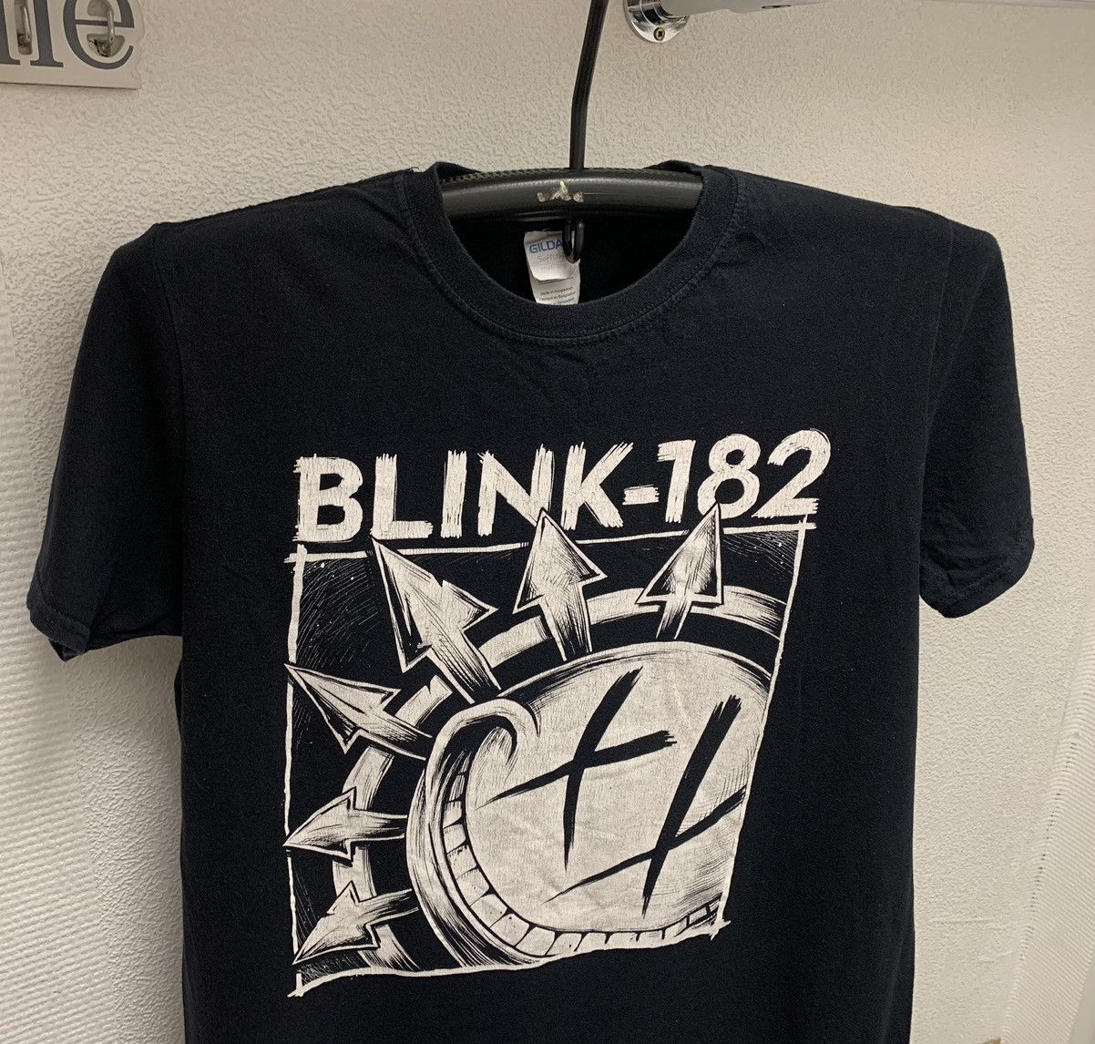 Band Tees Blink 182 band tee rock t-shirt M size black Size US M / EU 48-50 / 2 - 2 Thumbnail