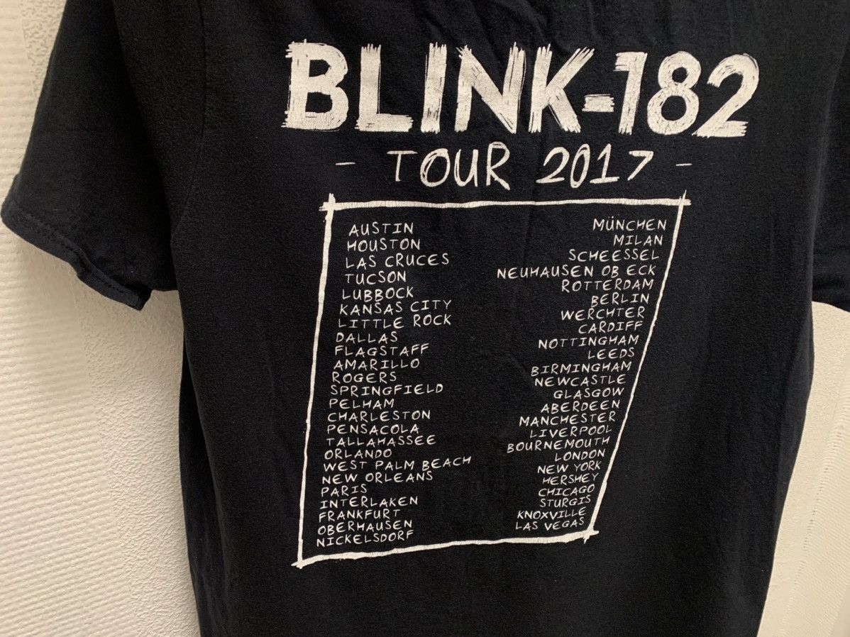 Band Tees Blink 182 band tee rock t-shirt M size black Size US M / EU 48-50 / 2 - 6 Thumbnail