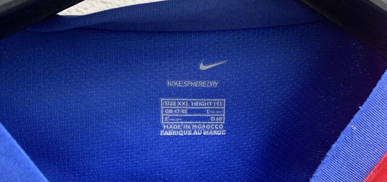 Nike Basel Nike soccer jersey xxl striped novartis Size US XXL / EU 58 / 5 - 4 Thumbnail