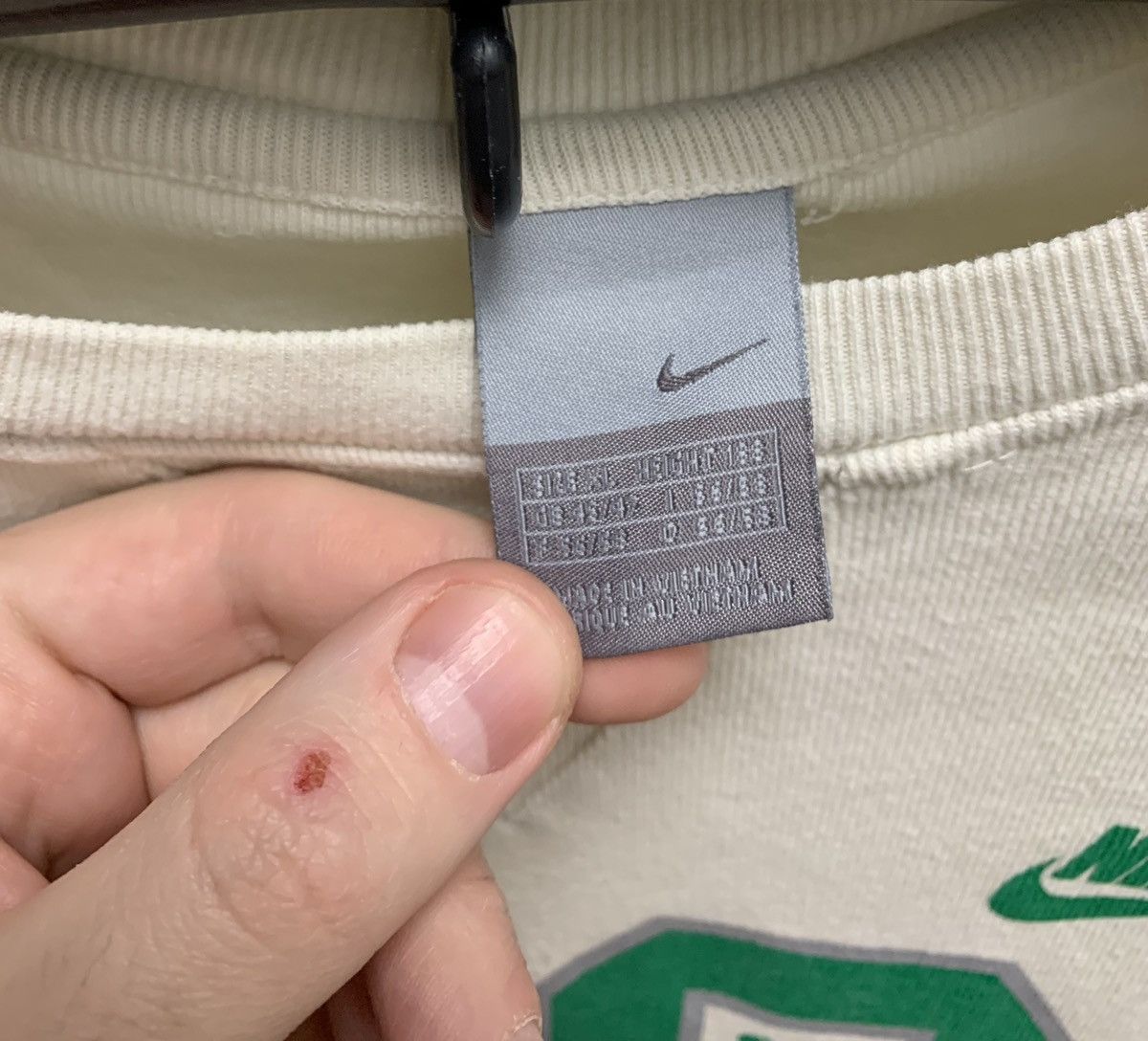 Nike Nike tracktown vintage longsleeve Xl sz big logo usa Size US XL / EU 56 / 4 - 3 Thumbnail