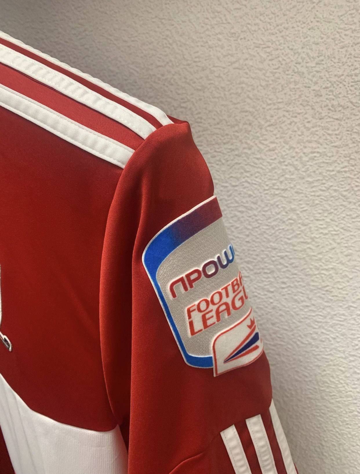 Other Middlesbrough Adidas soccer jersey patch football league L Size US L / EU 52-54 / 3 - 3 Thumbnail
