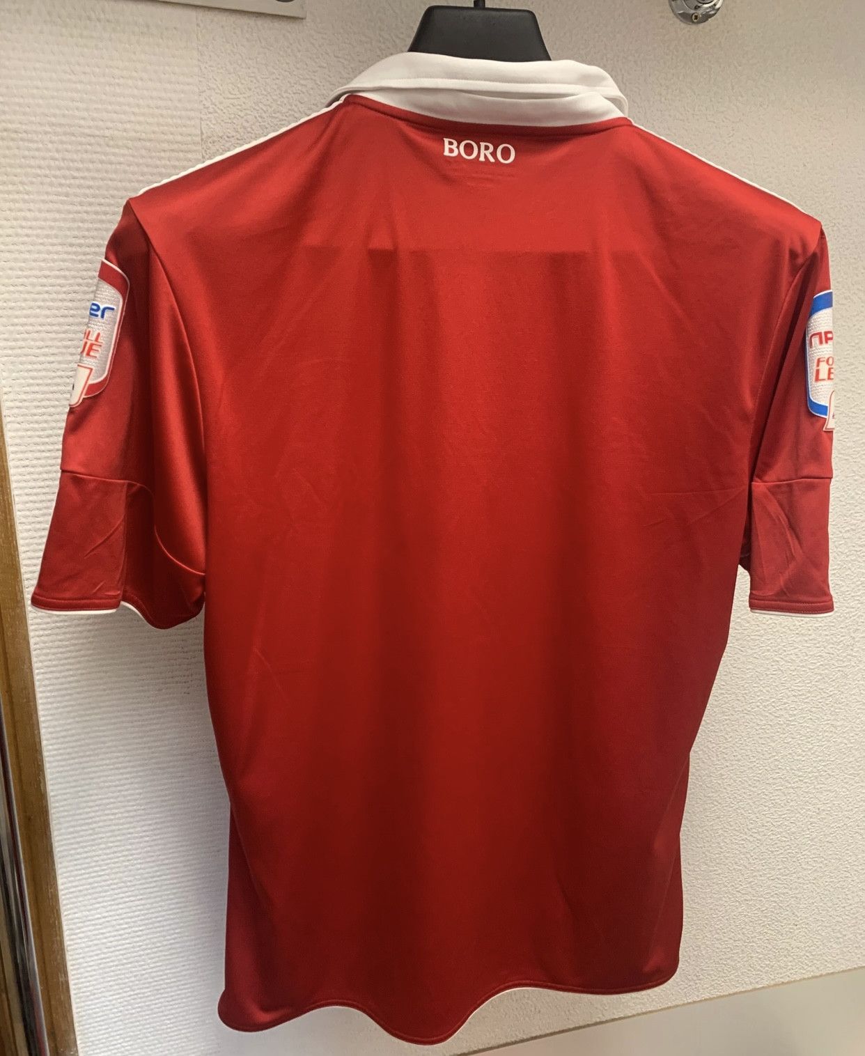 Other Middlesbrough Adidas soccer jersey patch football league L Size US L / EU 52-54 / 3 - 5 Thumbnail