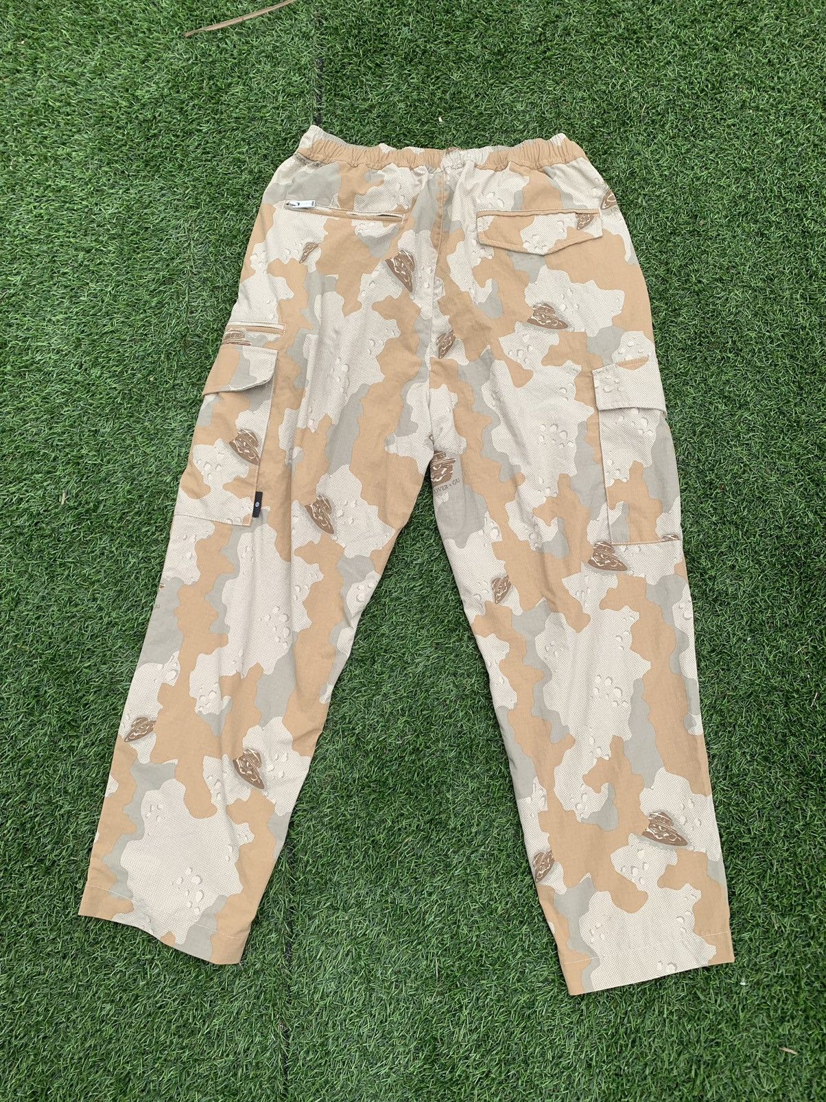 GU × Undercover Gu x Undercover 3 Quater Nylon Cargo Pants Size US 30 / EU 46 - 3 Thumbnail