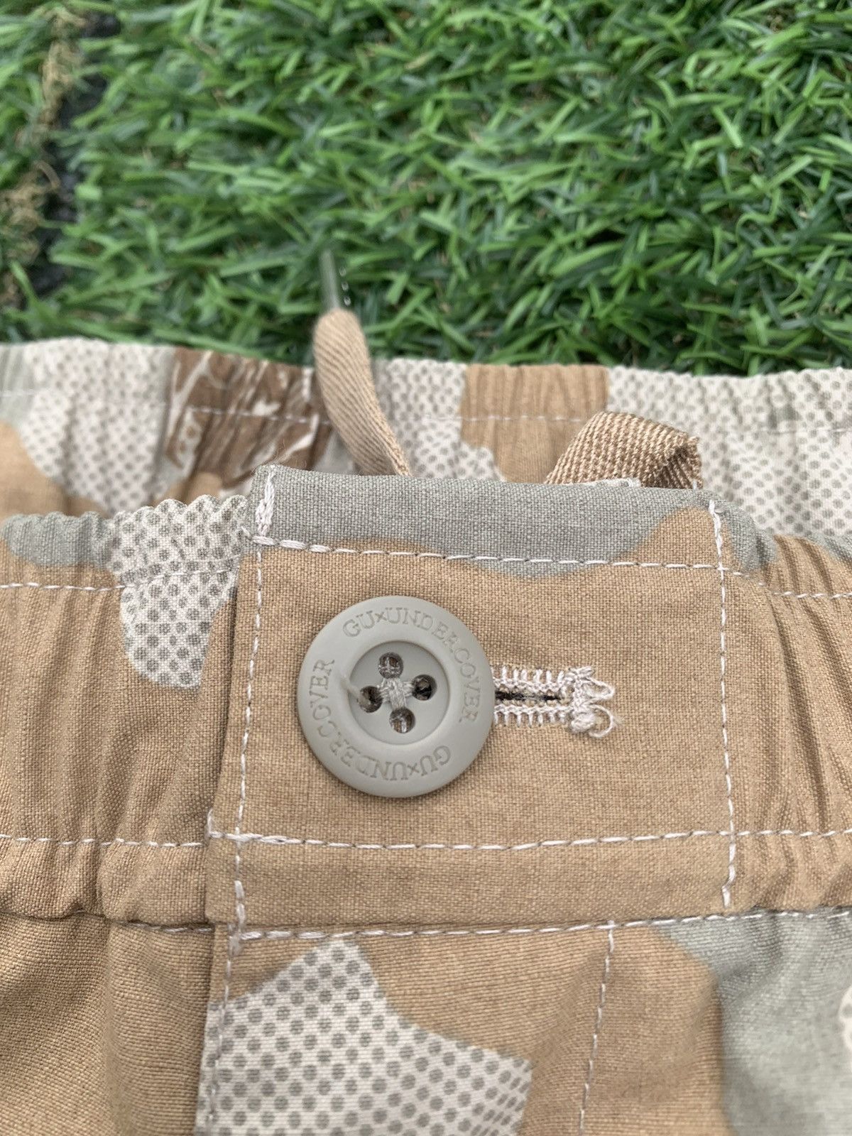 GU × Undercover Gu x Undercover 3 Quater Nylon Cargo Pants Size US 30 / EU 46 - 10 Thumbnail