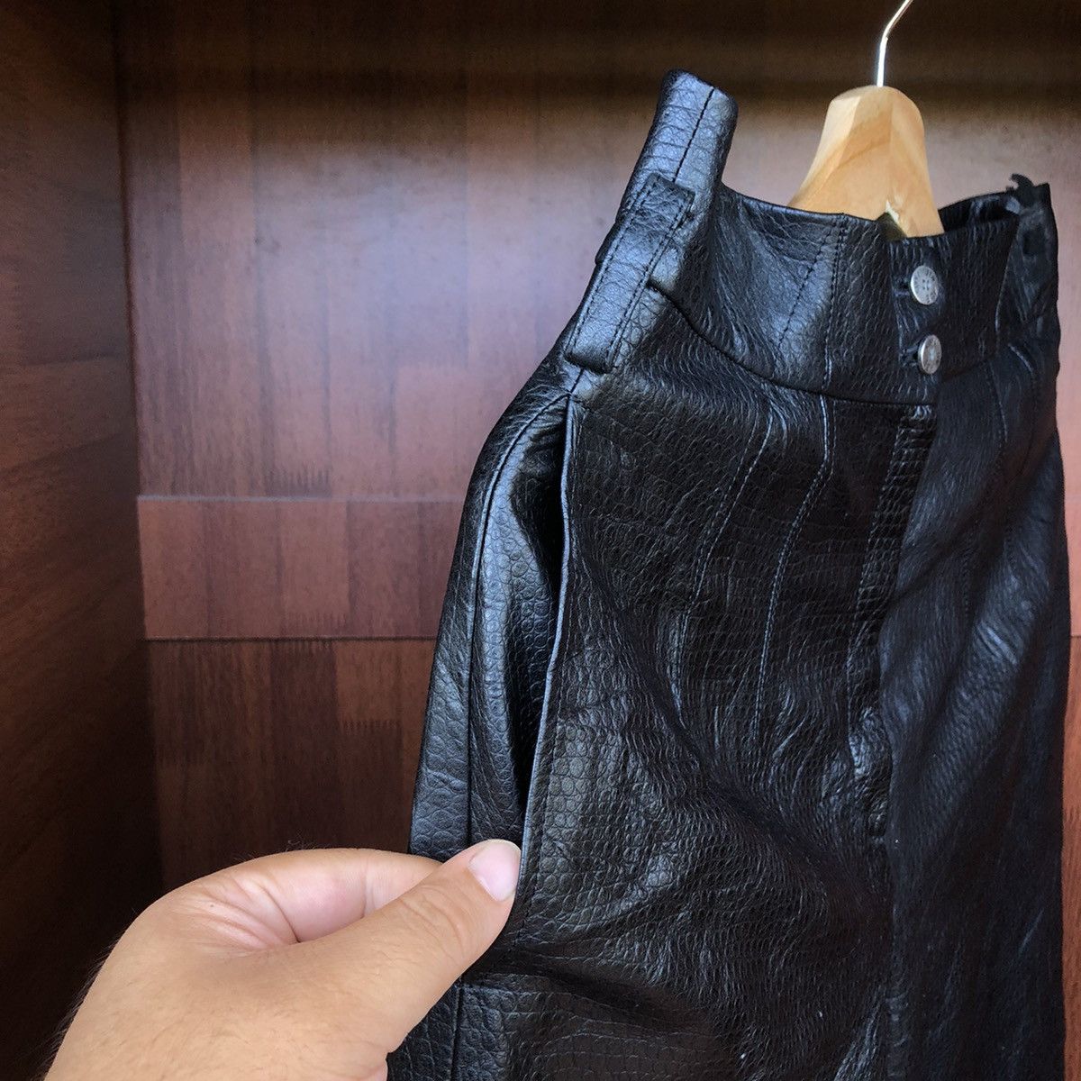 Japanese Brand SOFT LEATHER PANTS SNAKE SKIN DESIGN JIN ABE PARIS Size US 29 - 8 Thumbnail