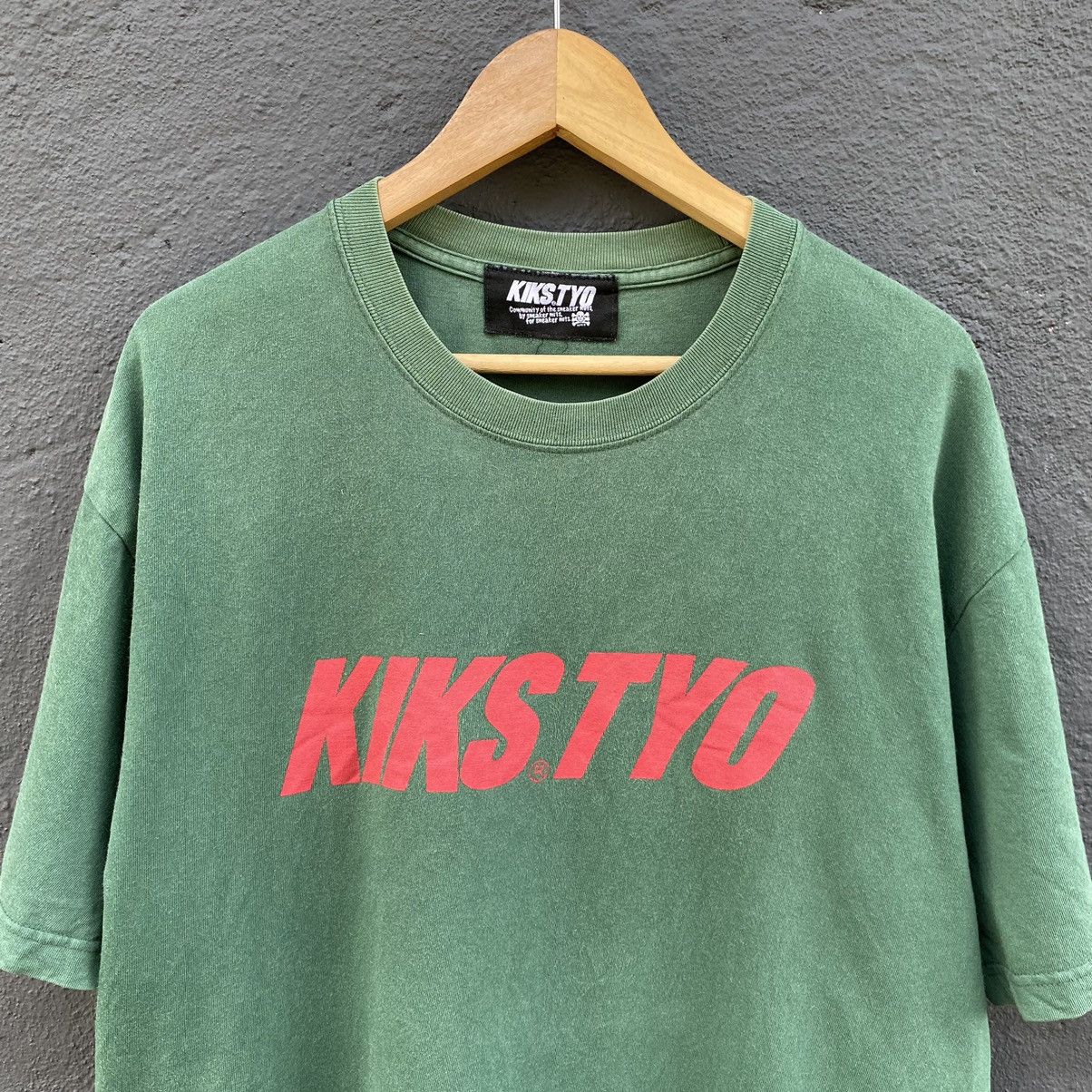 KIKS TYO Thrashed Faded Vintage Y2K Kiks Tyo ERD GRUNGE GRAIL OG TEE Size US XL / EU 56 / 4 - 2 Thumbnail