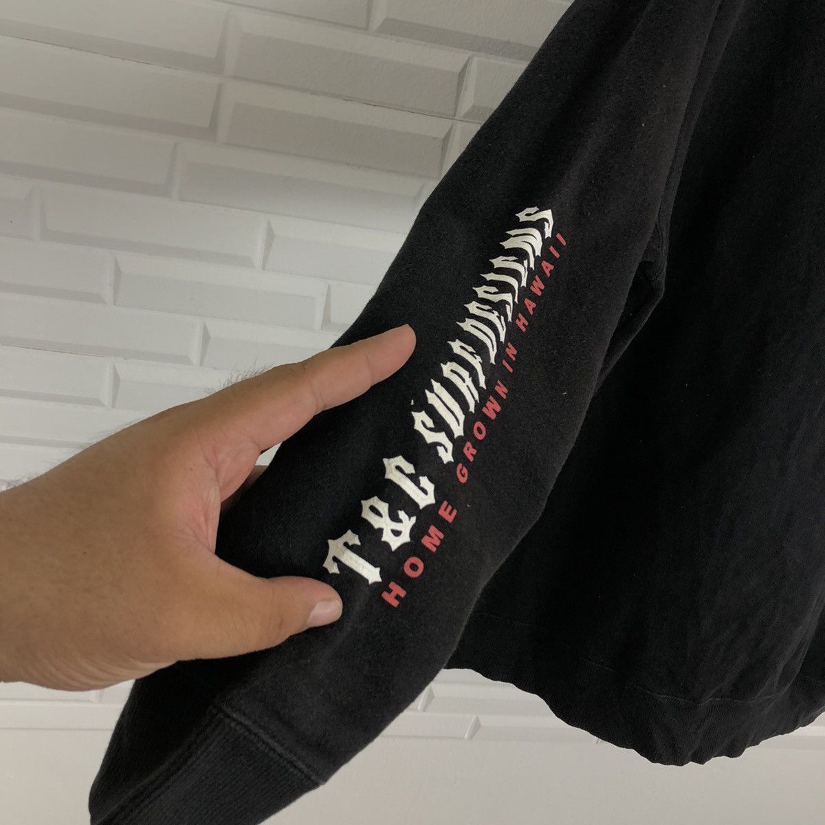 Japanese Brand T&C SURF DESIGNS BIG LOGO SWEATSHIRT RARE PUNK STYLE Size US XL / EU 56 / 4 - 5 Thumbnail