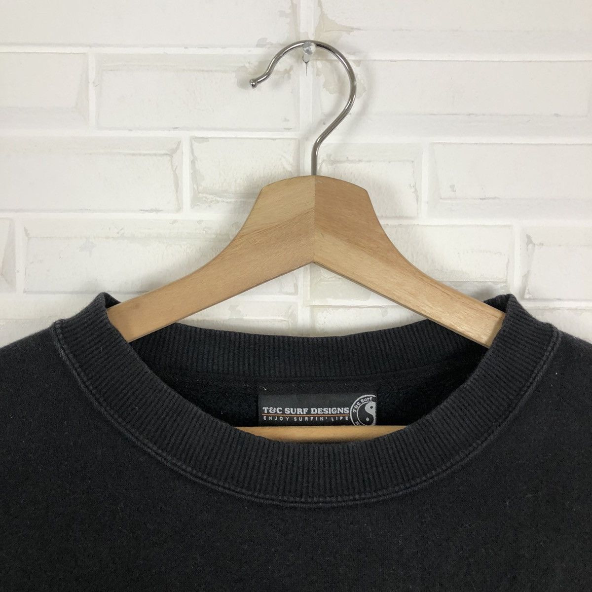 Japanese Brand T&C SURF DESIGNS BIG LOGO SWEATSHIRT RARE PUNK STYLE Size US XL / EU 56 / 4 - 6 Thumbnail