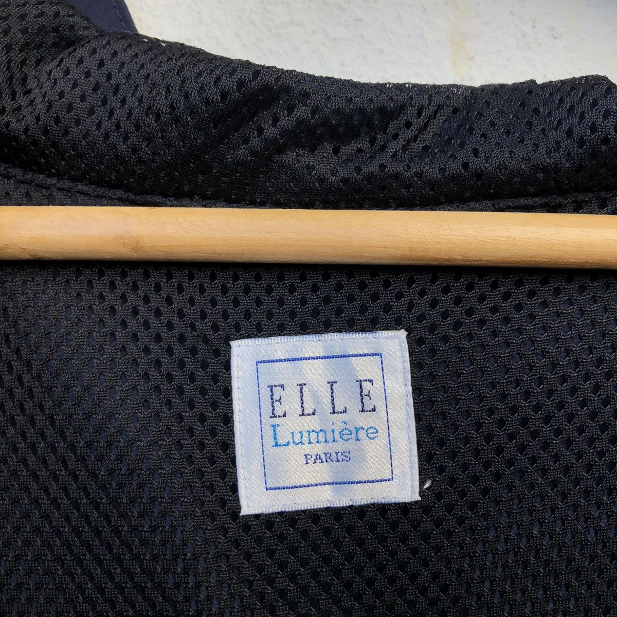 Japanese Brand LONG JACKET HOODIE PARACHUTE ELLE LUMIERE PARIS Size US L / EU 52-54 / 3 - 14 Thumbnail