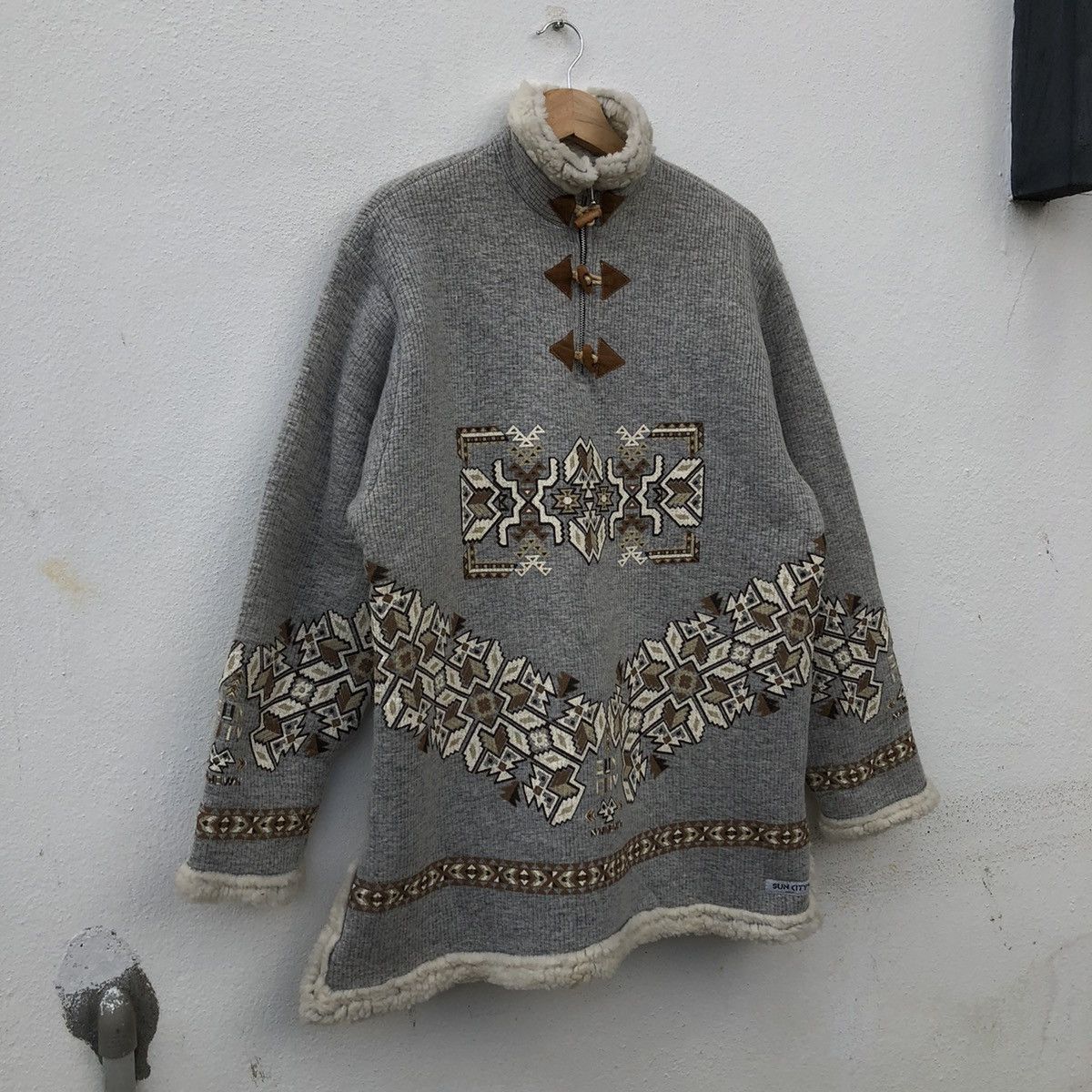 Japanese Brand VINTAGE SUN CITY JACKET NAVAJO DESIGN FABRIC OF FRANCE Size US M / EU 48-50 / 2 - 2 Thumbnail