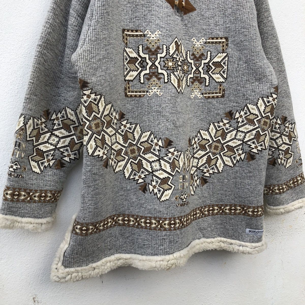 Japanese Brand VINTAGE SUN CITY JACKET NAVAJO DESIGN FABRIC OF FRANCE Size US M / EU 48-50 / 2 - 4 Thumbnail