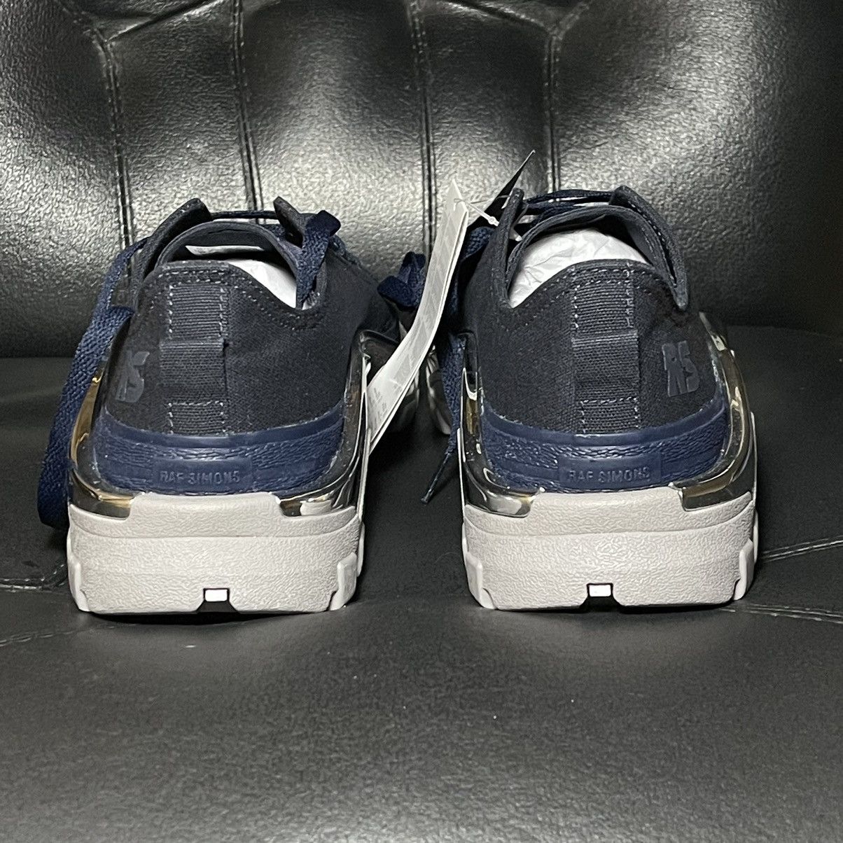 Adidas × Raf Simons Adidas Raf Simons Ozweego Detroit black Size US 10 / EU 43 - 2 Thumbnail