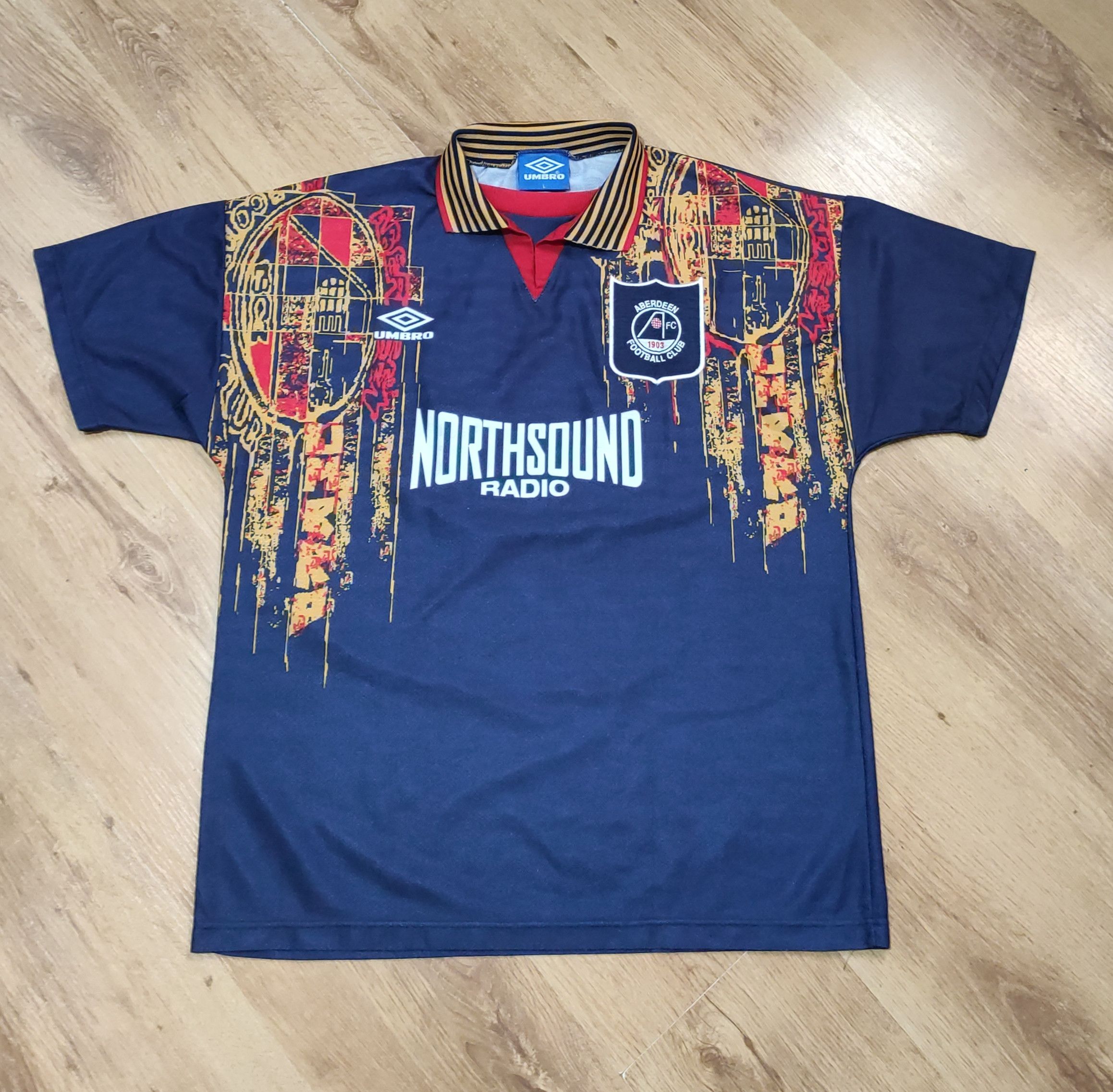 Vintage Umbro 1994-1995 Aberdeen jersey size Large