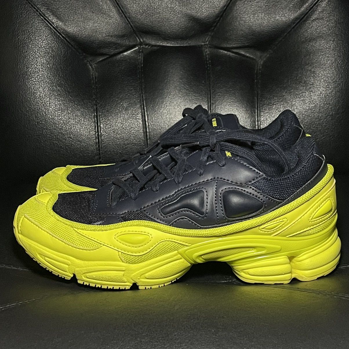 Adidas × Raf Simons Adidas Raf simons ozweego yellow fw18 Size US 9 / EU 42 - 3 Thumbnail